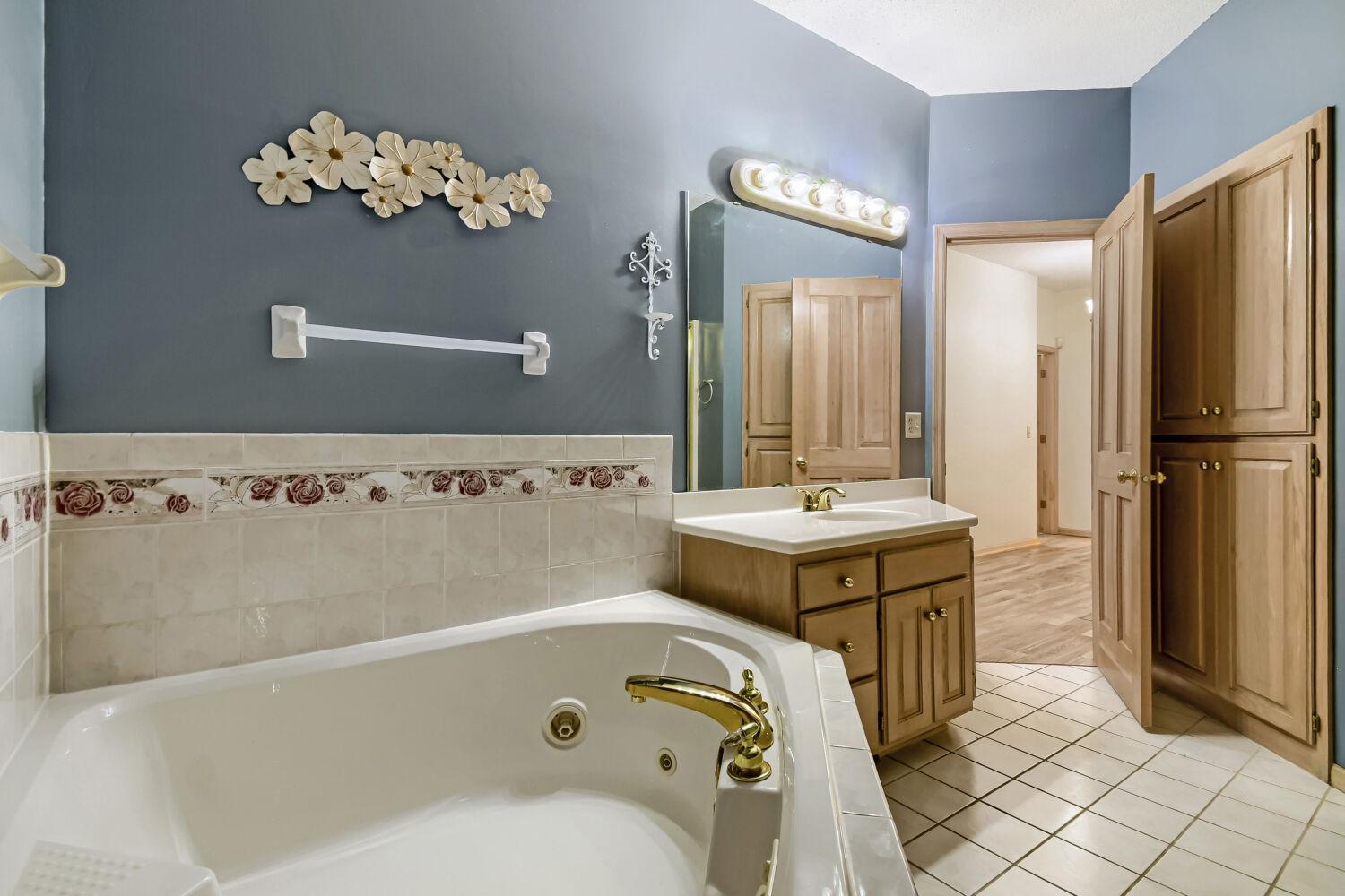 View of Residential at 9445 Winslow, Maple Grove MN 55311, Maple Grove (12 of 29) - Mike Wilen | Minnesota Team Real Estate