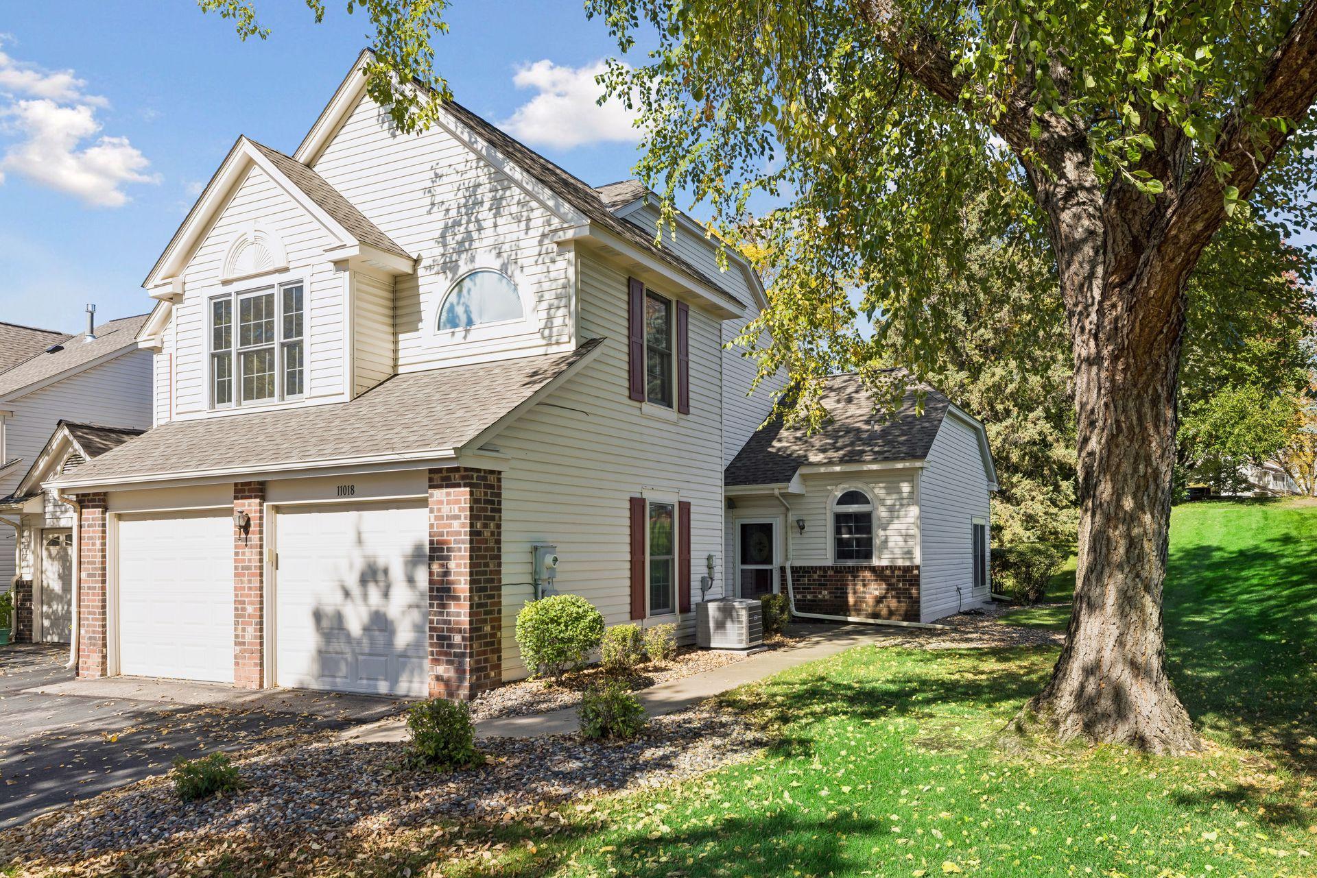 View of (TH) Side x Side at 11018 Oregon Curve, Bloomington - Mike Wilen | Minnesota Team Real Estate