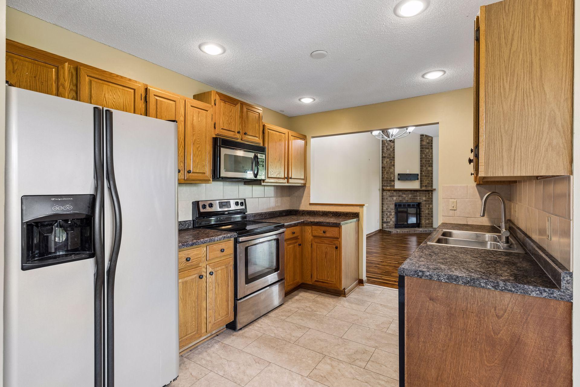 View of Residential at 11018 Oregon Curve, Bloomington MN 55438, Bloomington (29 of 77) - Mike Wilen | Minnesota Team Real Estate
