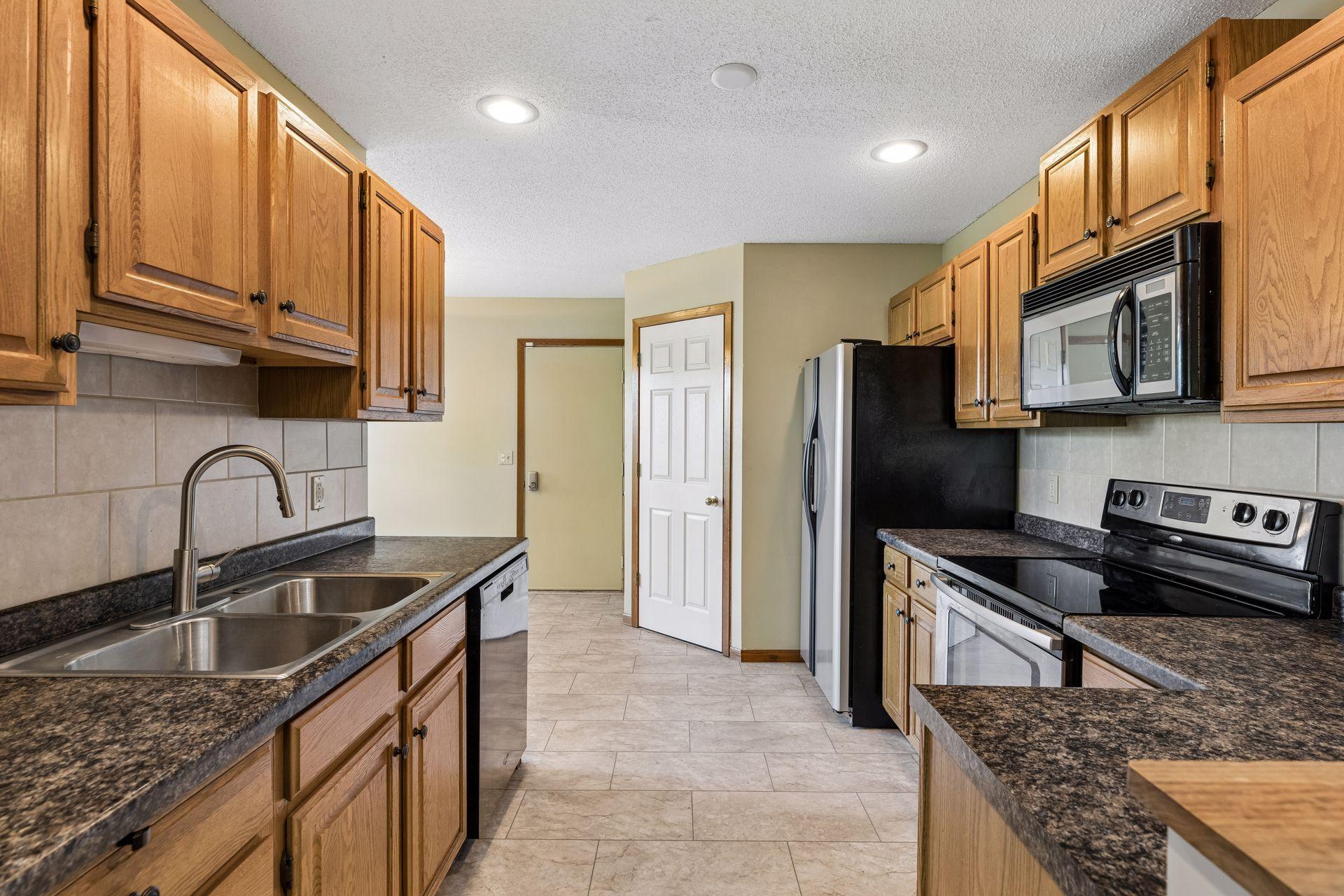View of Residential at 11018 Oregon Curve, Bloomington MN 55438, Bloomington (27 of 77) - Mike Wilen | Minnesota Team Real Estate