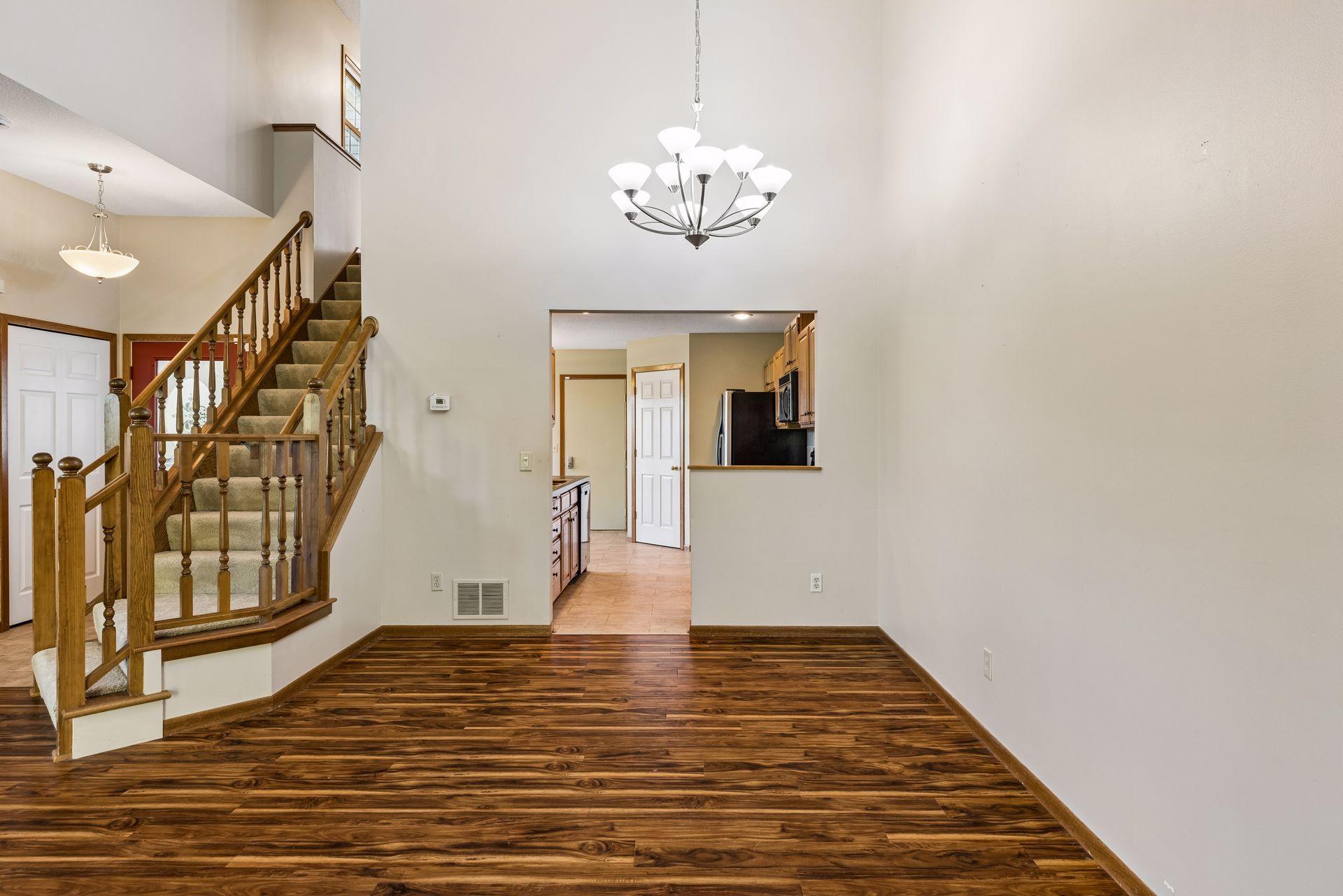 View of Residential at 11018 Oregon Curve, Bloomington MN 55438, Bloomington (26 of 77) - Mike Wilen | Minnesota Team Real Estate
