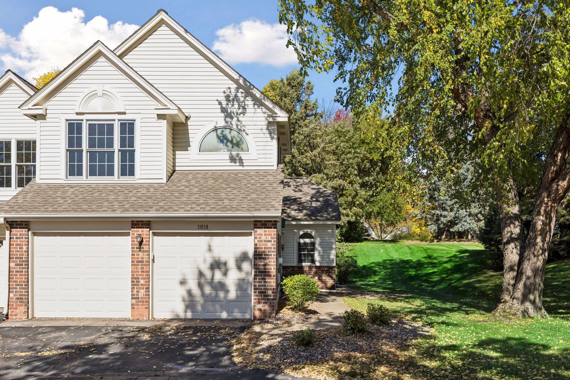 View of Residential at 11018 Oregon Curve, Bloomington MN 55438, Bloomington (4 of 77) - Mike Wilen | Minnesota Team Real Estate