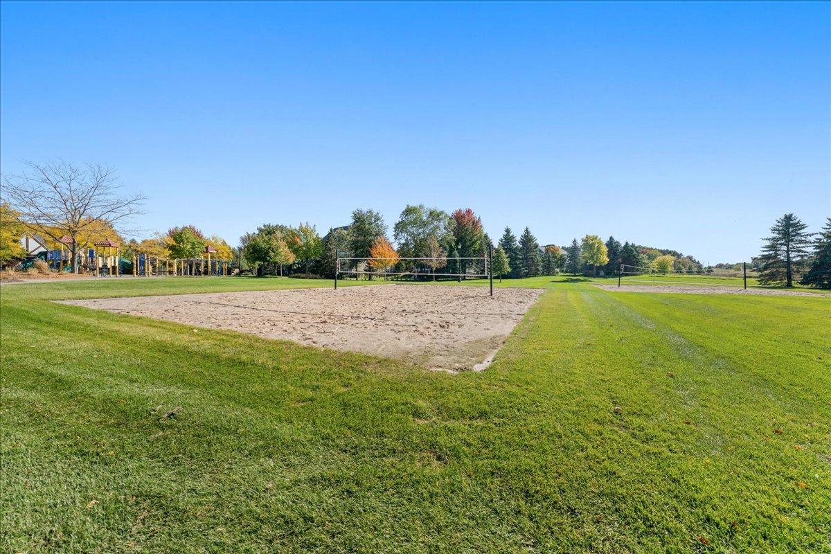 View of Residential at 1618 Headwaters Lane, Woodbury MN 55129, Woodbury (55 of 59) - Mike Wilen | Minnesota Team Real Estate