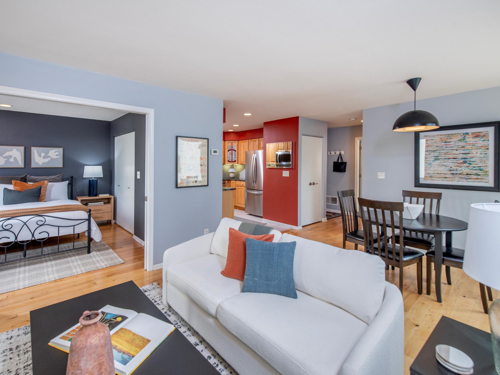 View of Residential at 3001 Lake Shore Drive #A, Minneapolis MN 55416, Minneapolis (17 of 50) - Mike Wilen | Minnesota Team Real Estate