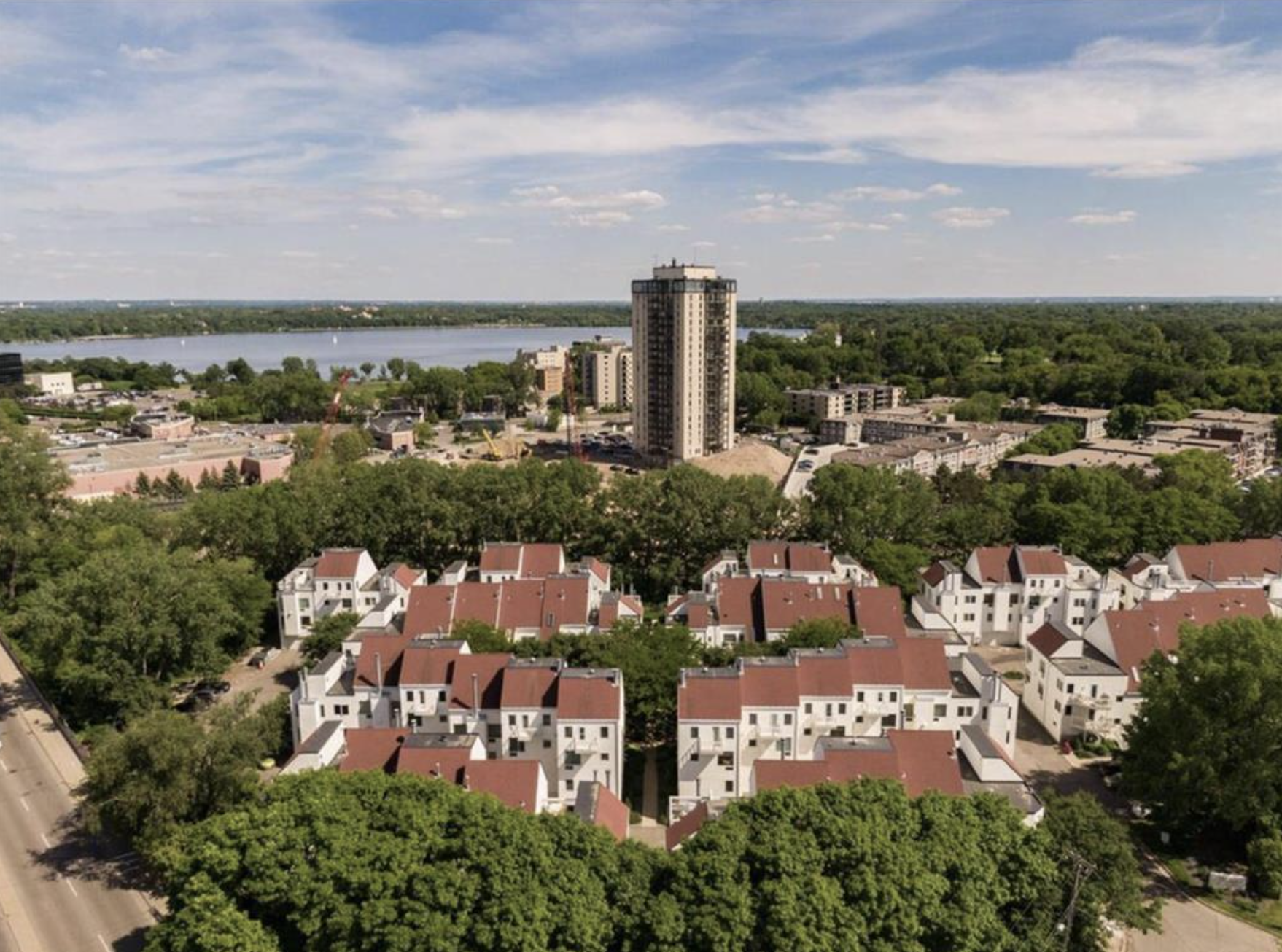 View of Residential at 3001 Lake Shore Drive #A, Minneapolis MN 55416, Minneapolis (42 of 50) - Mike Wilen | Minnesota Team Real Estate
