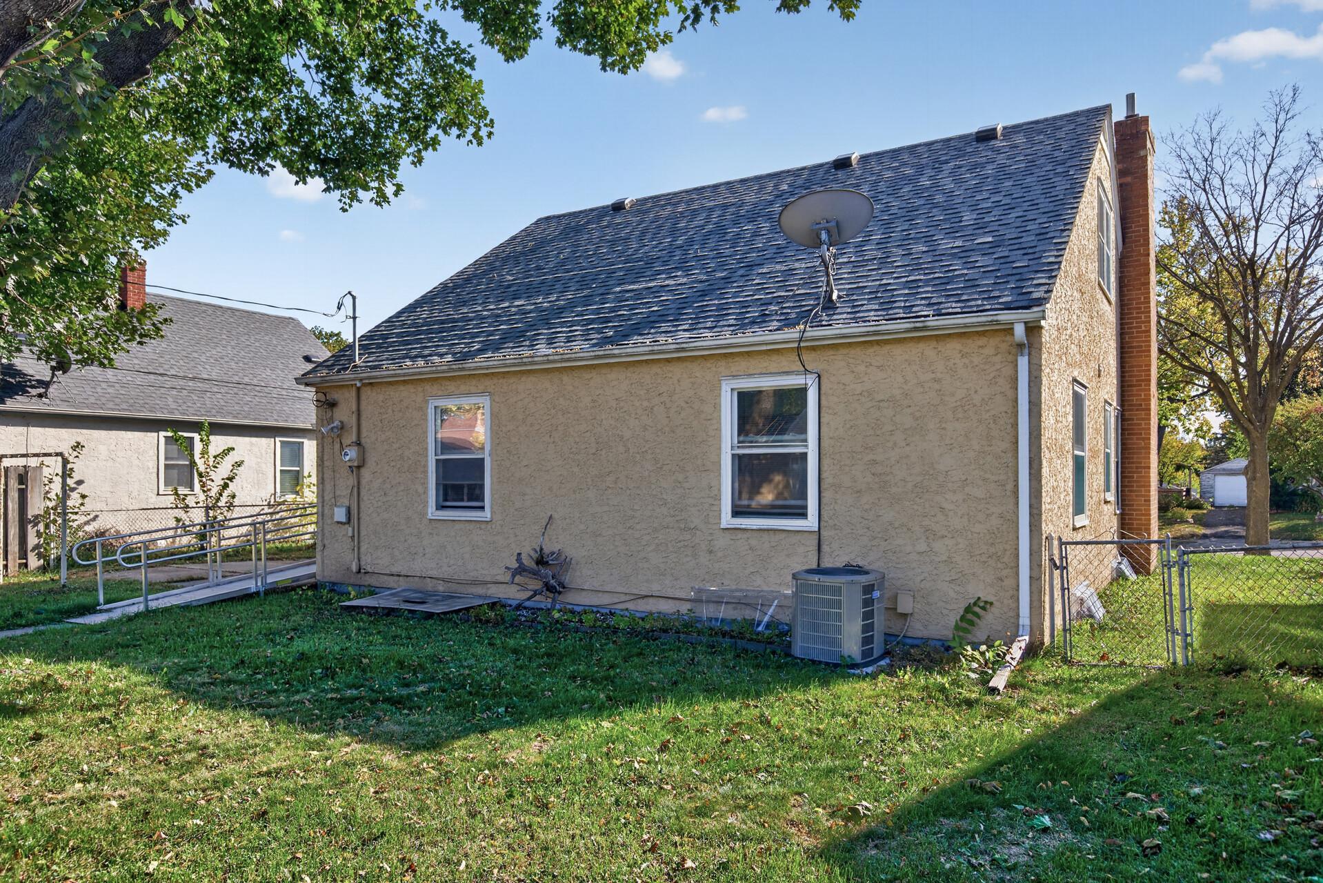 View of Residential at 1571 Arlington Avenue, Saint Paul MN 55106, Saint Paul (32 of 36) - Mike Wilen | Minnesota Team Real Estate