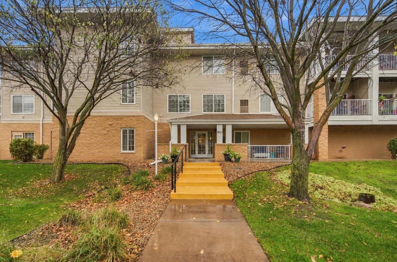 View of Residential at 1600 Arundel Street #300, Saint Paul MN 55117, Saint Paul (2 of 34) - Mike Wilen | Minnesota Team Real Estate