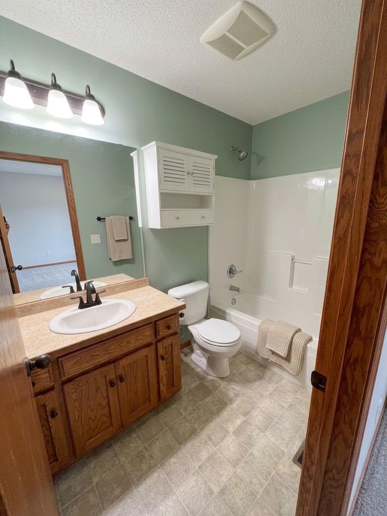 View of Residential at 936 Ivy Hills Road, Belle Plaine MN 56011, Belle Plaine (24 of 44) - Mike Wilen | Minnesota Team Real Estate