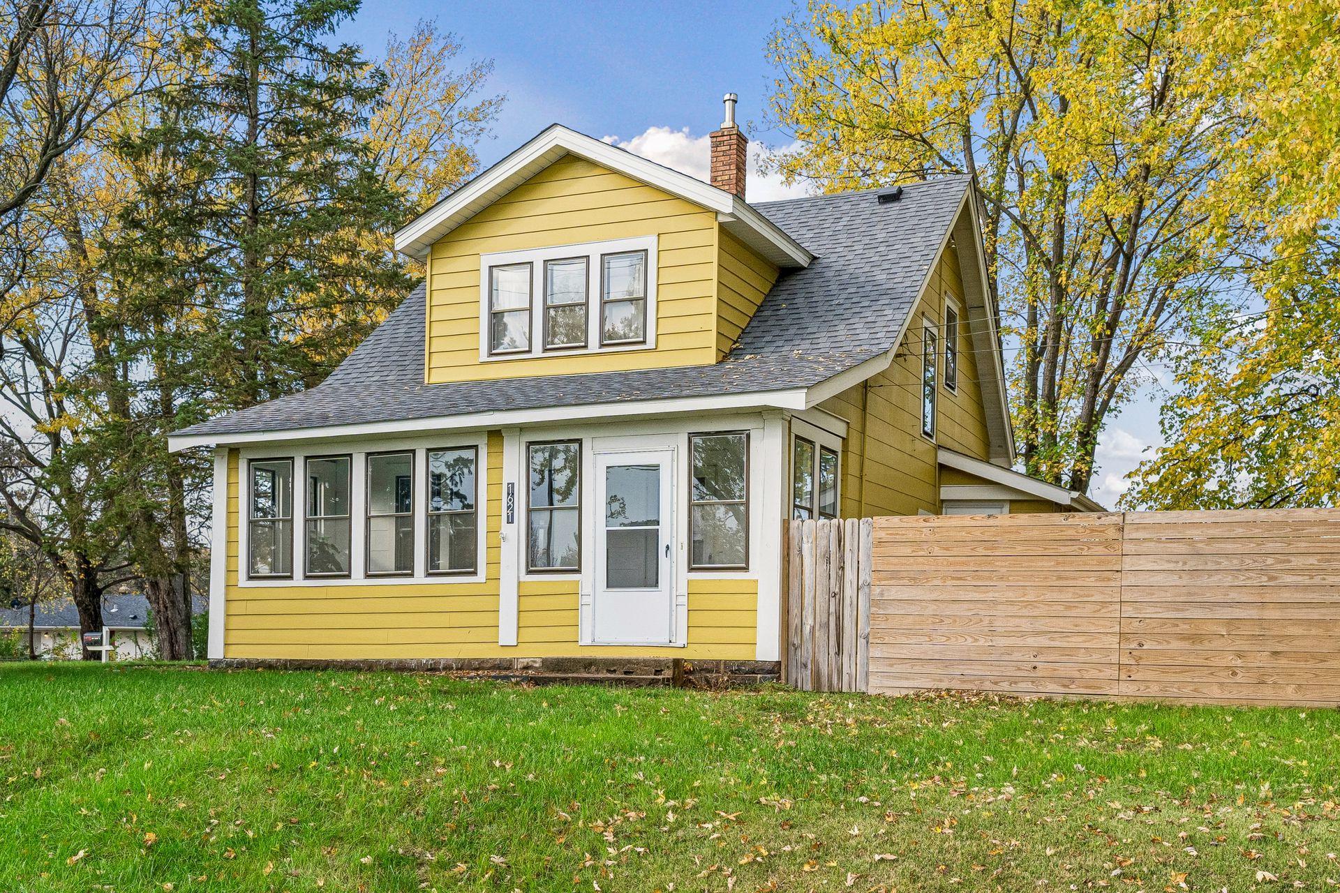 View of Residential at 1621 Arcade Street, Saint Paul MN 55106, Saint Paul (4 of 47) - Mike Wilen | Minnesota Team Real Estate
