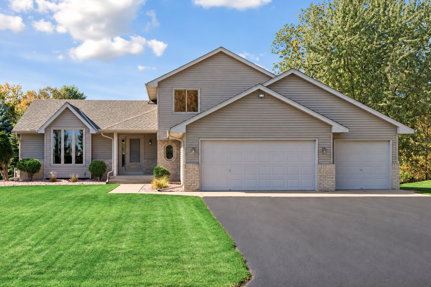 View of Single Family at 5425 Teakwood Lane, Plymouth - Mike Wilen | Minnesota Team Real Estate