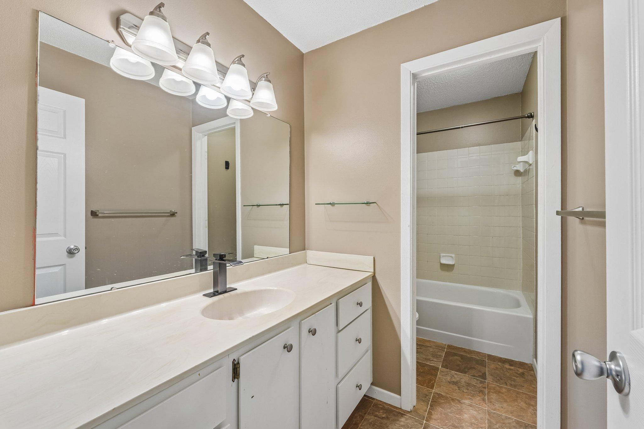 View of Residential at 10651 Sherman Drive, Eden Prairie MN 55347, Eden Prairie (21 of 34) - Mike Wilen | Minnesota Team Real Estate