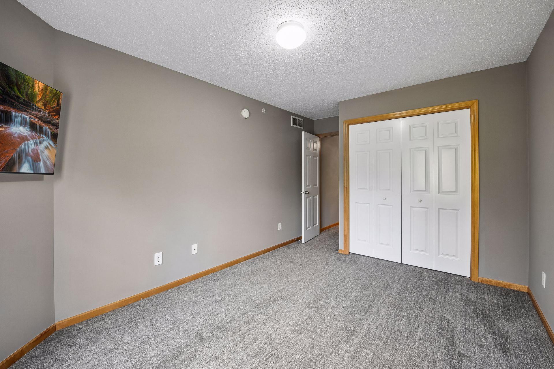 View of Residential at 8409 Townsend Drive, Eden Prairie MN 55344, Eden Prairie (38 of 43) - Mike Wilen | Minnesota Team Real Estate