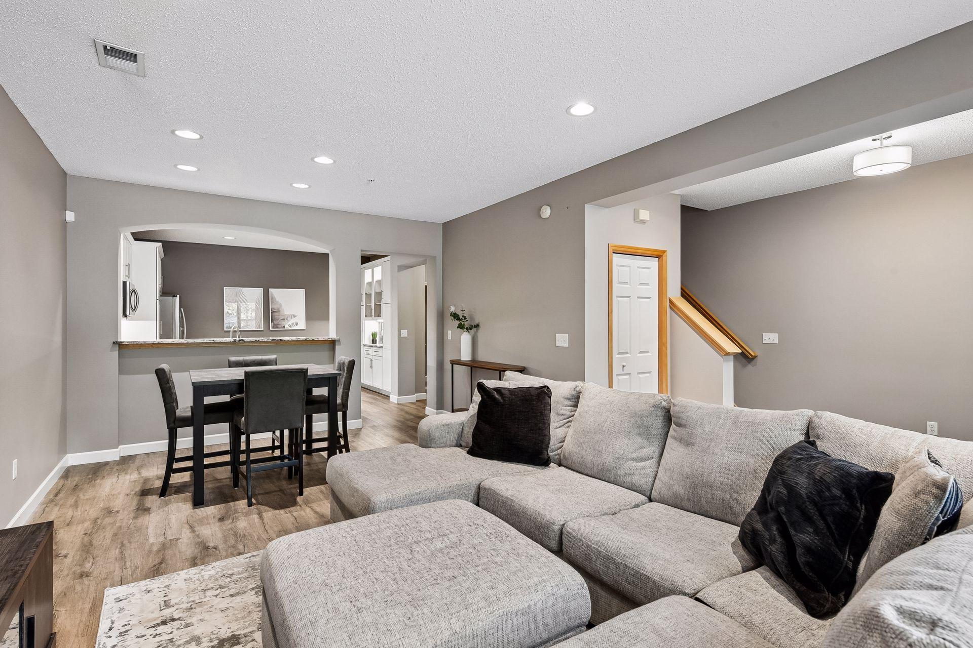 View of Residential at 8409 Townsend Drive, Eden Prairie MN 55344, Eden Prairie (10 of 43) - Mike Wilen | Minnesota Team Real Estate