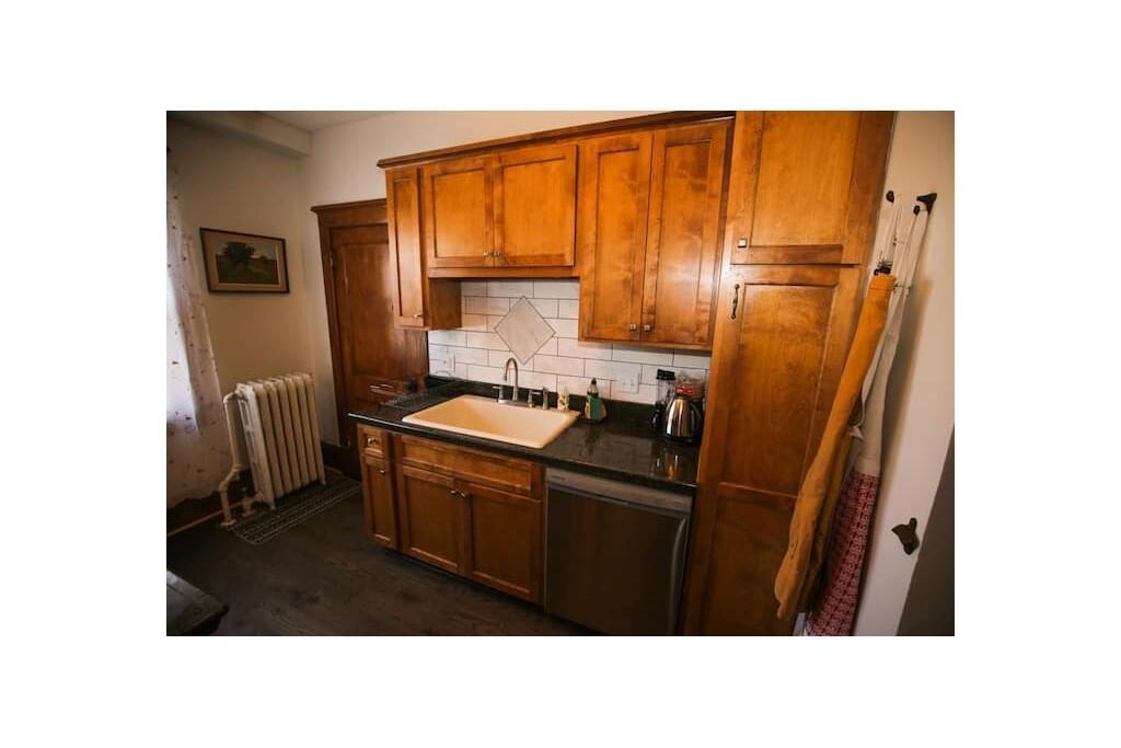 View of Residential Income at 911 Dayton Avenue, Saint Paul MN 55104, Saint Paul (14 of 32) - Mike Wilen | Minnesota Team Real Estate