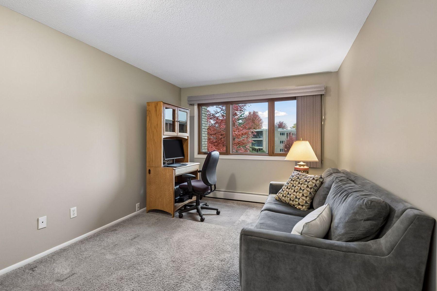 View of Residential at 4350 Brookside Court #206, Edina MN 55436, Edina (23 of 33) - Mike Wilen | Minnesota Team Real Estate