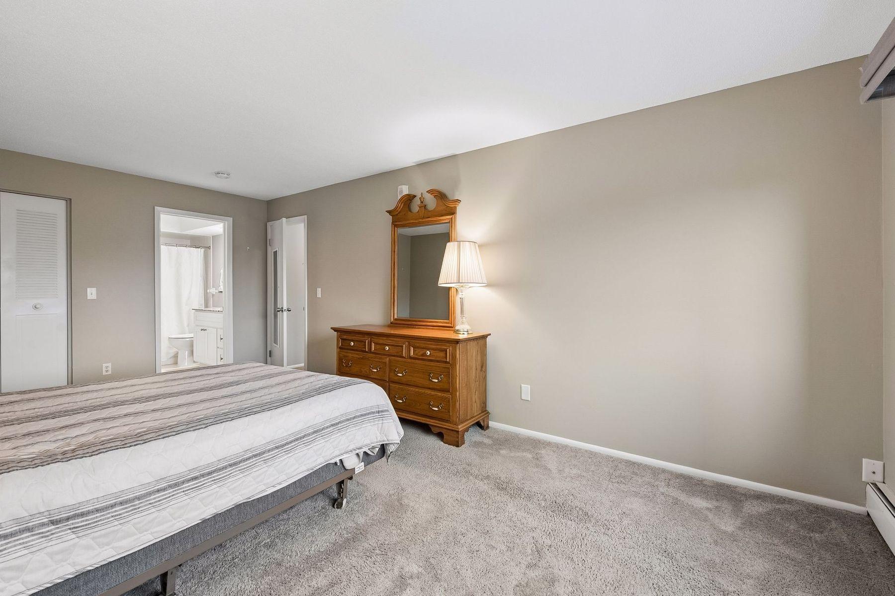 View of Residential at 4350 Brookside Court #206, Edina MN 55436, Edina (20 of 33) - Mike Wilen | Minnesota Team Real Estate
