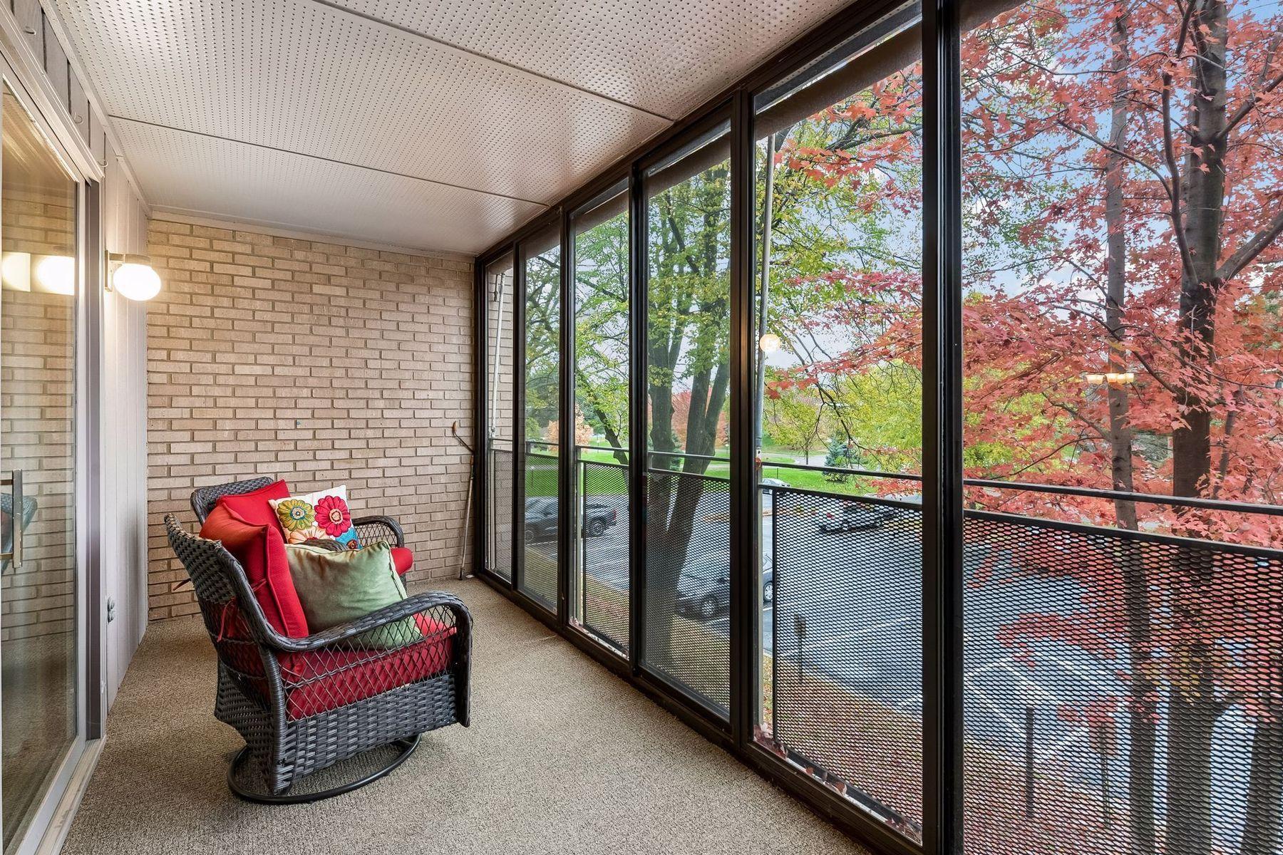 View of Residential at 4350 Brookside Court #206, Edina MN 55436, Edina (15 of 33) - Mike Wilen | Minnesota Team Real Estate