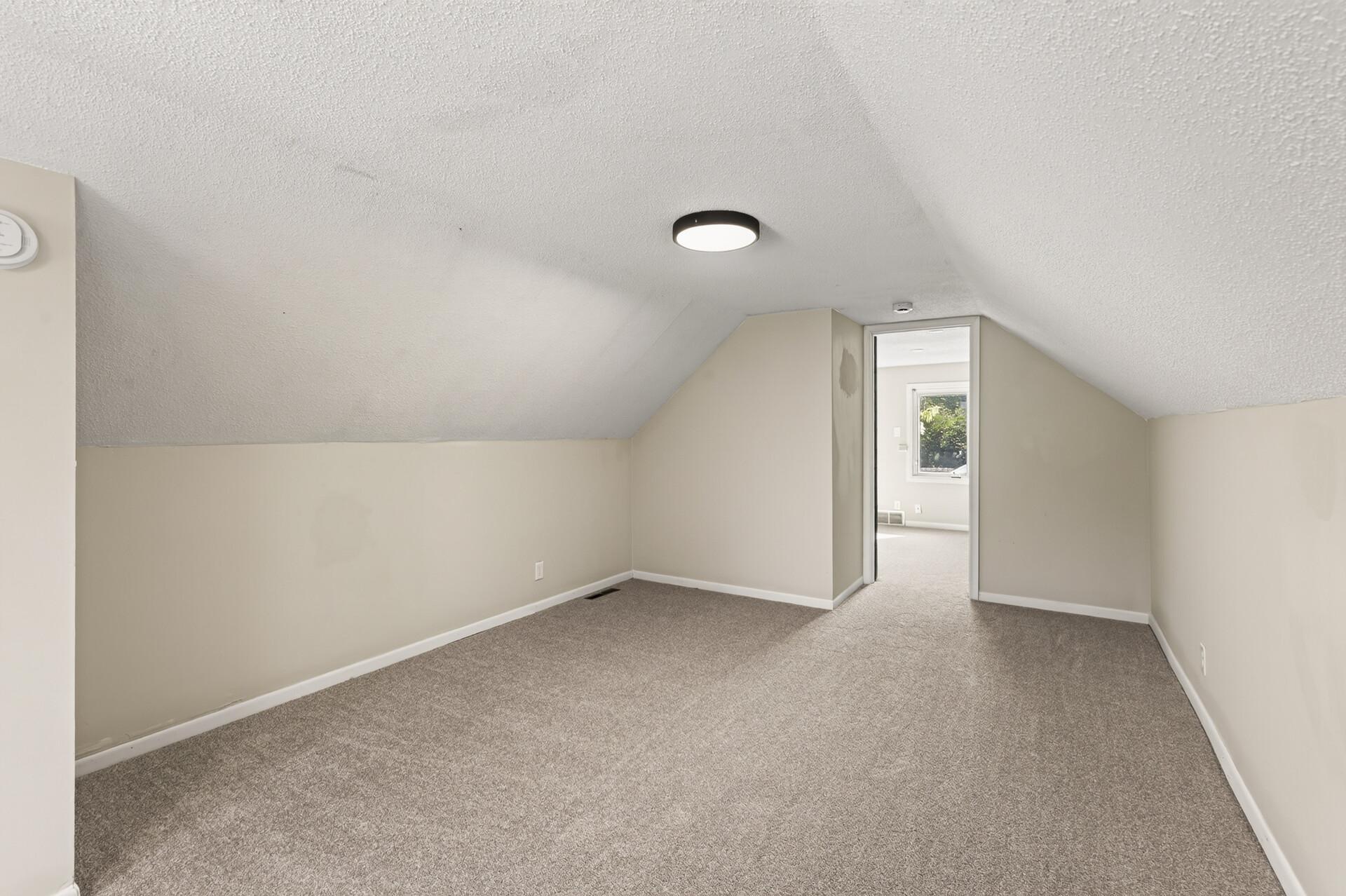 View of Residential at 2057 Sherwood Avenue, Saint Paul MN 55119, Saint Paul (26 of 33) - Mike Wilen | Minnesota Team Real Estate