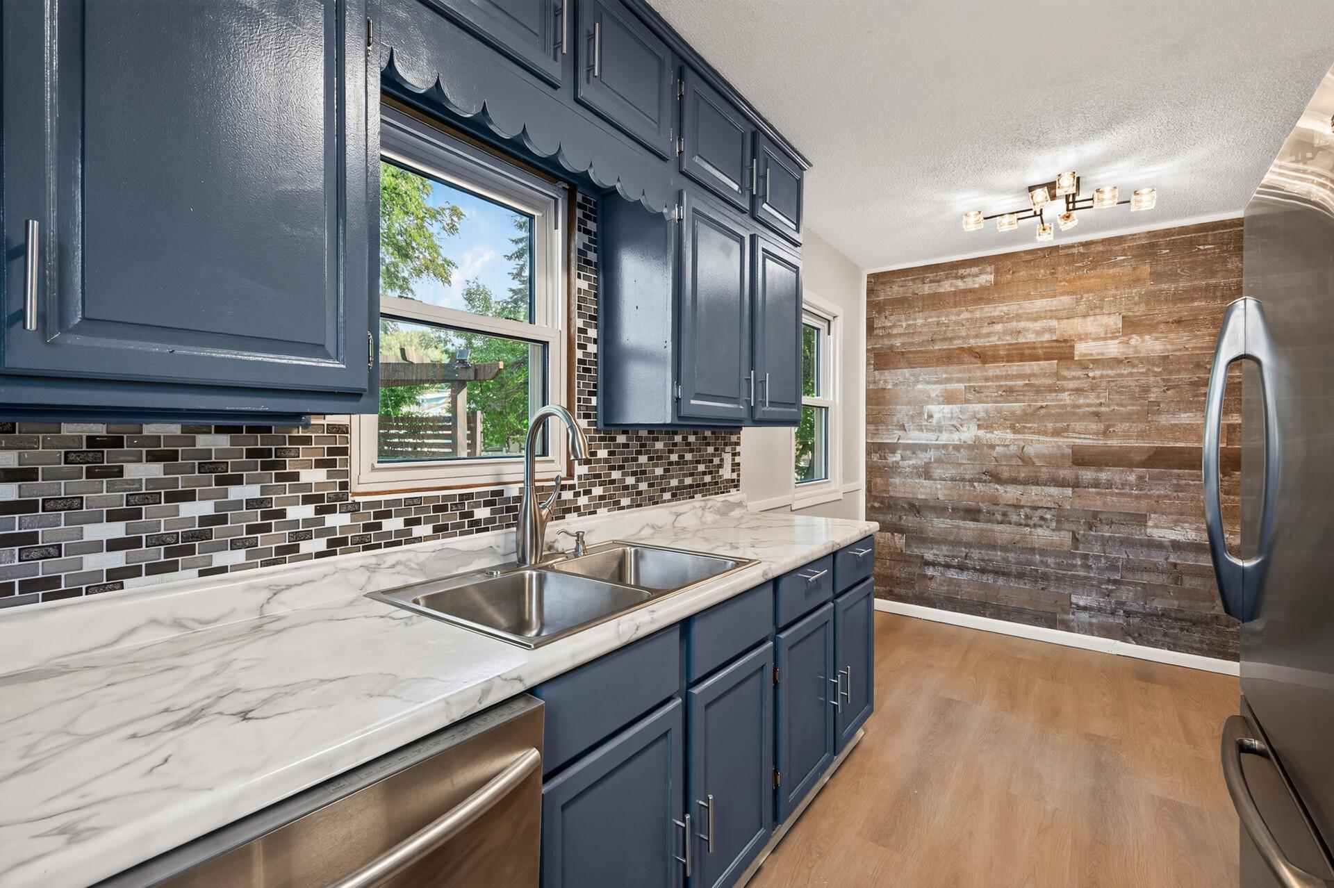 View of Residential at 2057 Sherwood Avenue, Saint Paul MN 55119, Saint Paul (15 of 33) - Mike Wilen | Minnesota Team Real Estate
