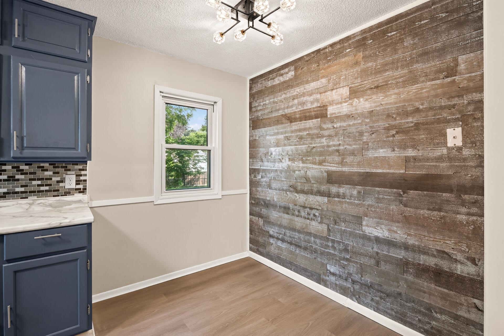 View of Residential at 2057 Sherwood Avenue, Saint Paul MN 55119, Saint Paul (16 of 33) - Mike Wilen | Minnesota Team Real Estate