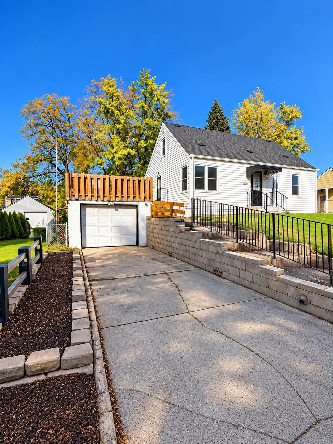 View of Single Family at 2057 Sherwood Avenue, Saint Paul - Mike Wilen | Minnesota Team Real Estate