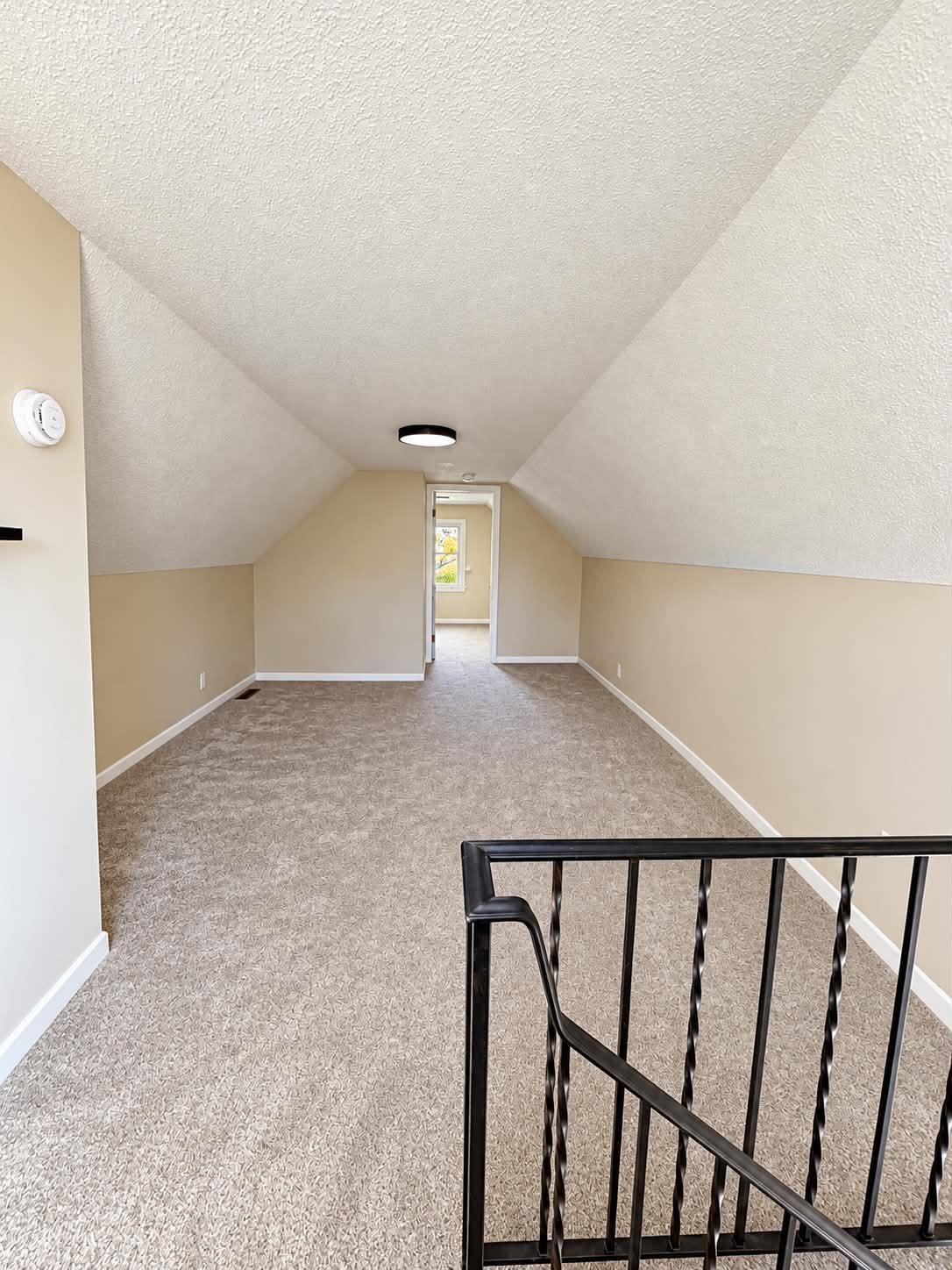 View of Residential at 2057 Sherwood Avenue, Saint Paul MN 55119, Saint Paul (29 of 33) - Mike Wilen | Minnesota Team Real Estate