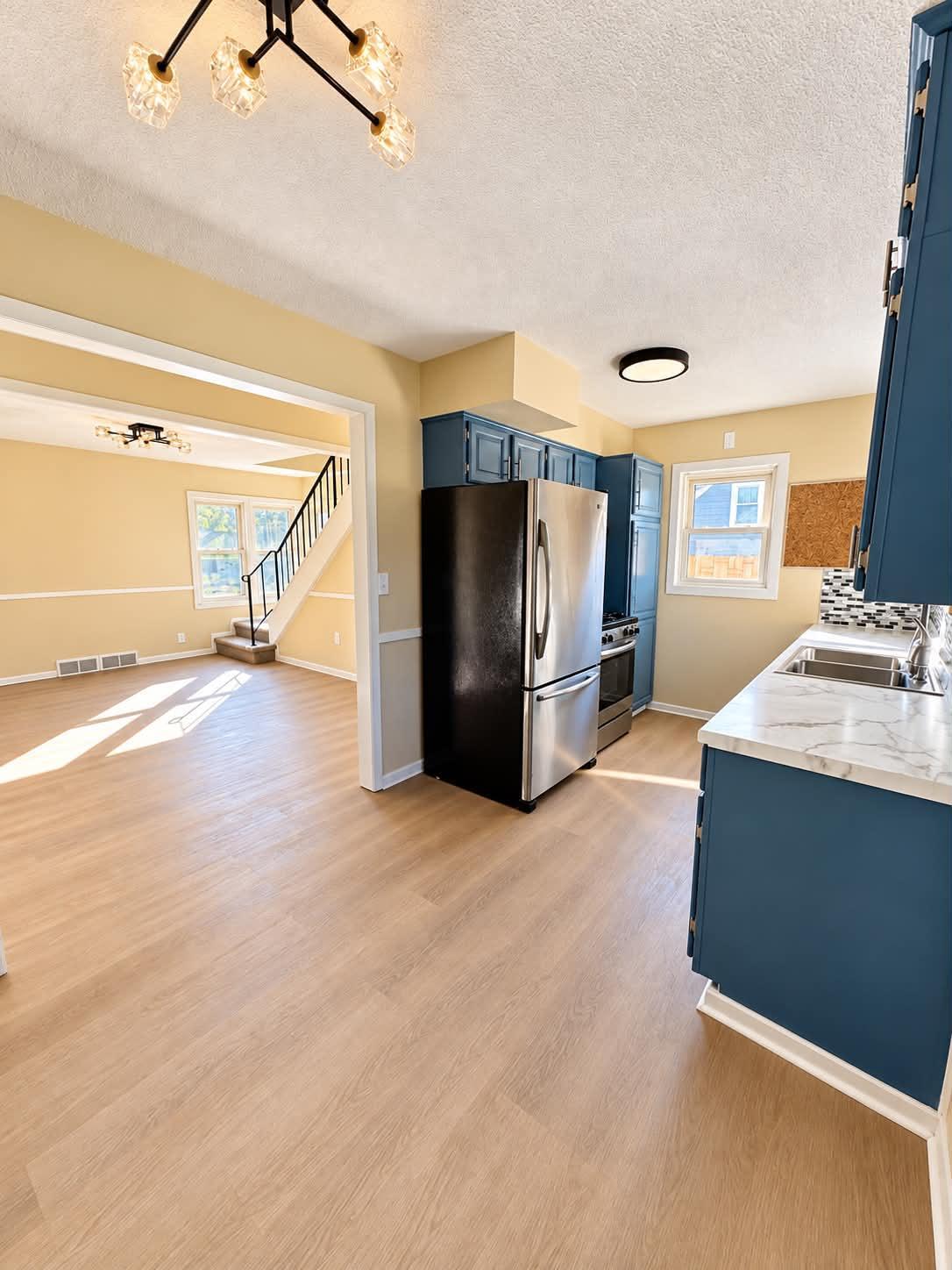 View of Residential at 2057 Sherwood Avenue, Saint Paul MN 55119, Saint Paul (17 of 33) - Mike Wilen | Minnesota Team Real Estate