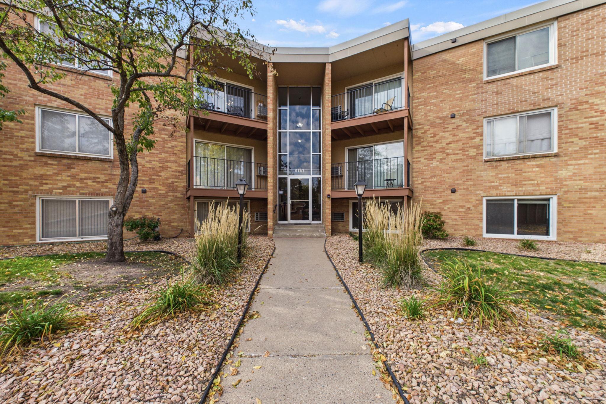 View of (CC) Low Rise (3- Levels) at 9147 Highway 55, Golden Valley - Mike Wilen | Minnesota Team Real Estate