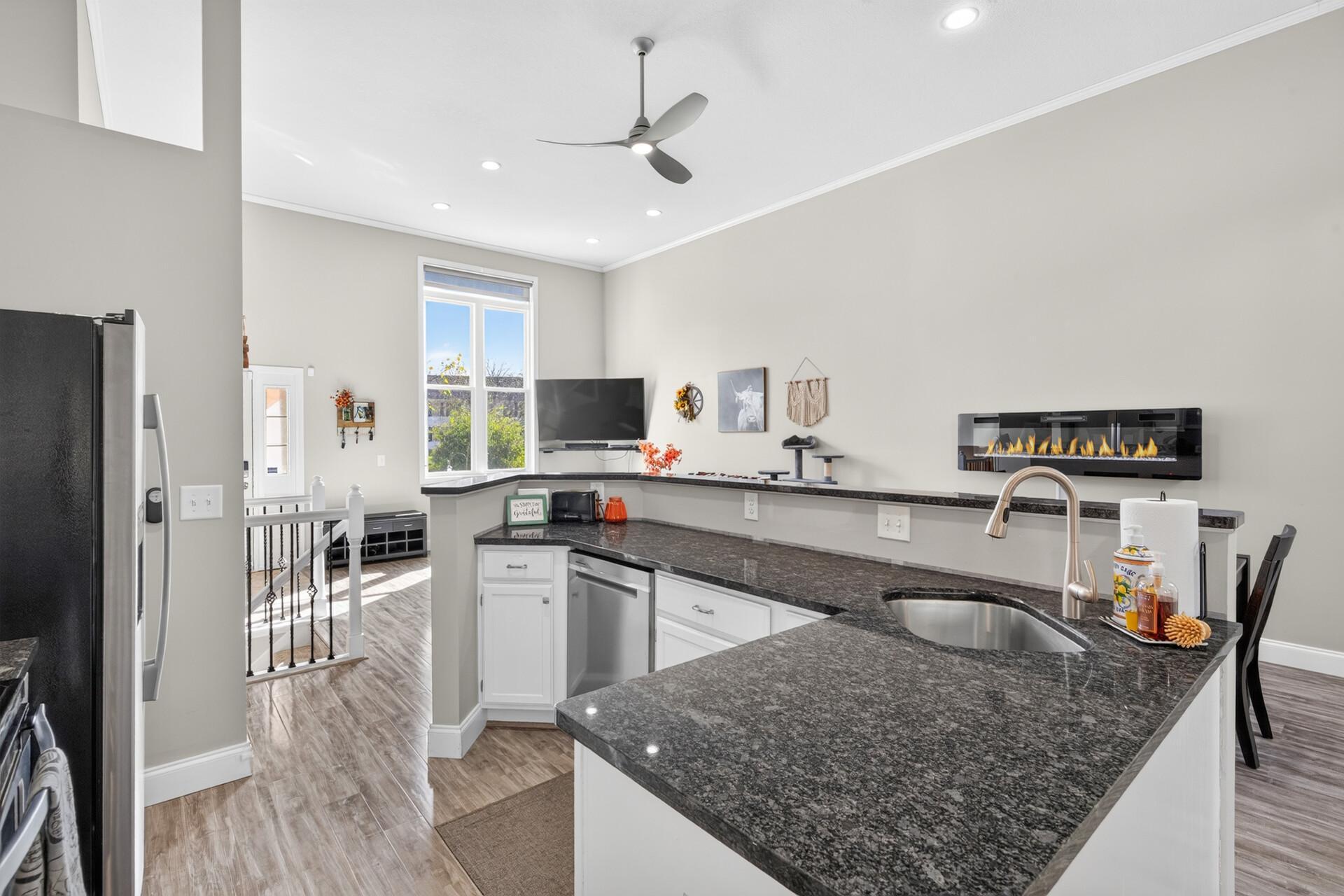 View of Residential at 309 Cherry Hill Bay, Medina MN 55340, Medina (15 of 53) - Mike Wilen | Minnesota Team Real Estate