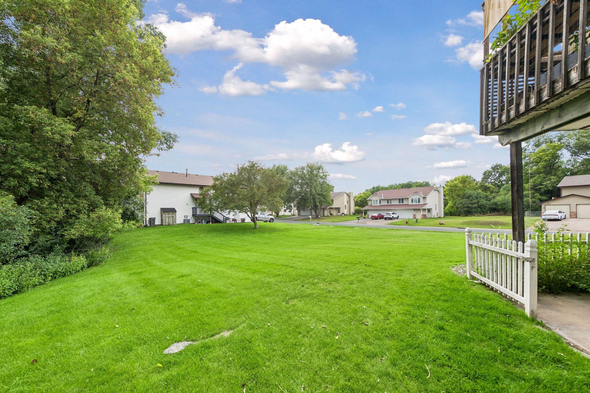 View of Residential at 15275 Lesley Lane, Eden Prairie MN 55346, Eden Prairie (24 of 25) - Mike Wilen | Minnesota Team Real Estate