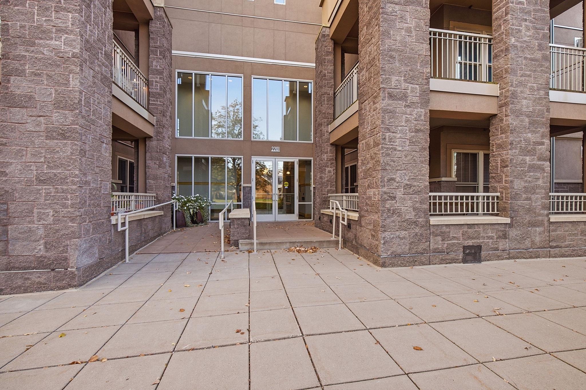 View of Residential at 2201 Village Lane #A213, Bloomington MN 55431, Bloomington (33 of 40) - Mike Wilen | Minnesota Team Real Estate