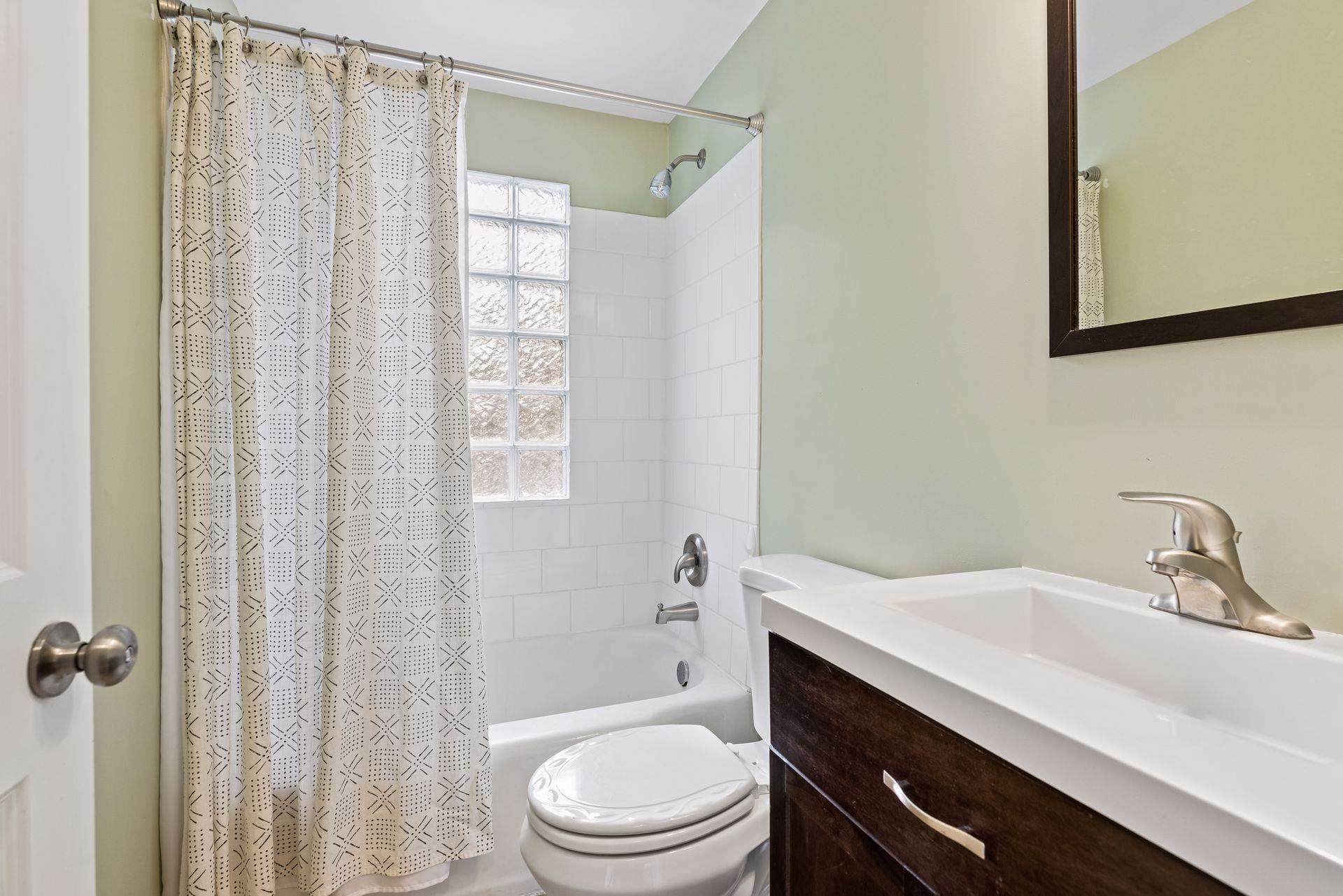 View of Residential at 220 Winifred Street, Saint Paul MN 55107, Saint Paul (13 of 27) - Mike Wilen | Minnesota Team Real Estate