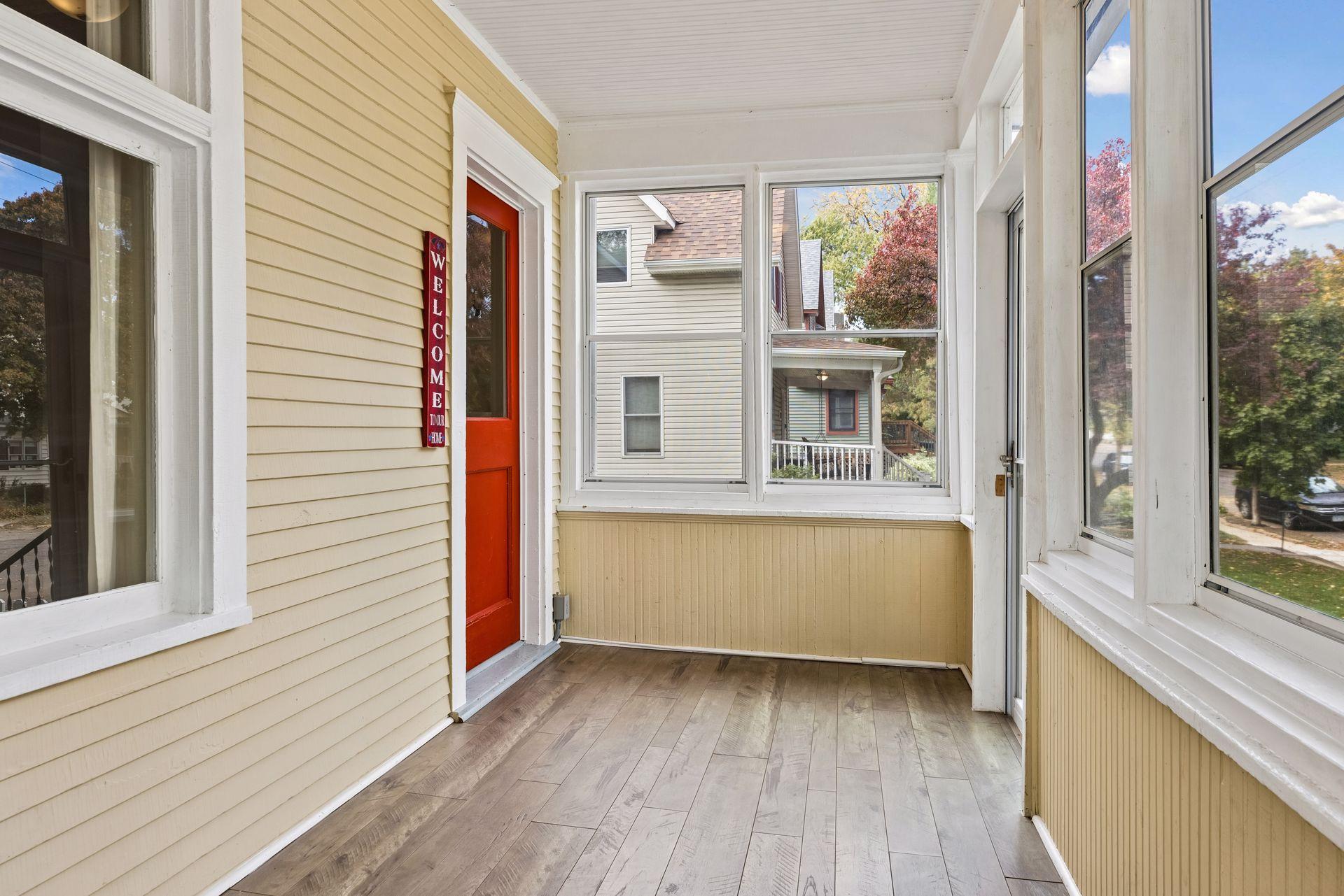 View of Residential at 220 Winifred Street, Saint Paul MN 55107, Saint Paul (17 of 27) - Mike Wilen | Minnesota Team Real Estate