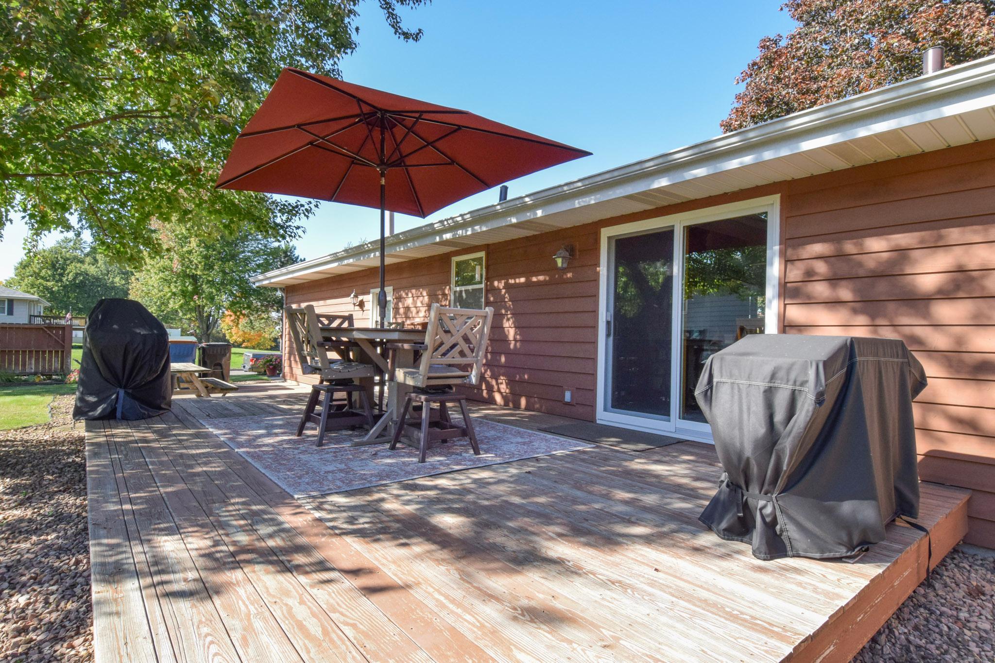 View of Residential at 2376 Standridge Avenue, Maplewood MN 55109, Maplewood (23 of 29) - Mike Wilen | Minnesota Team Real Estate