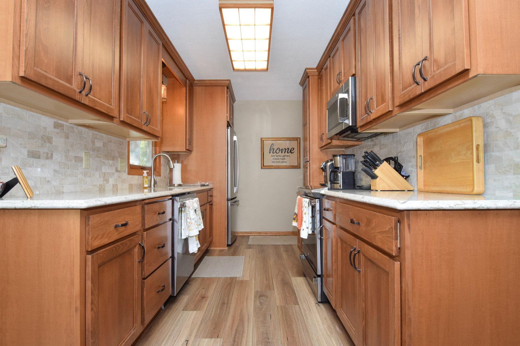 View of Residential at 2376 Standridge Avenue, Maplewood MN 55109, Maplewood (8 of 29) - Mike Wilen | Minnesota Team Real Estate