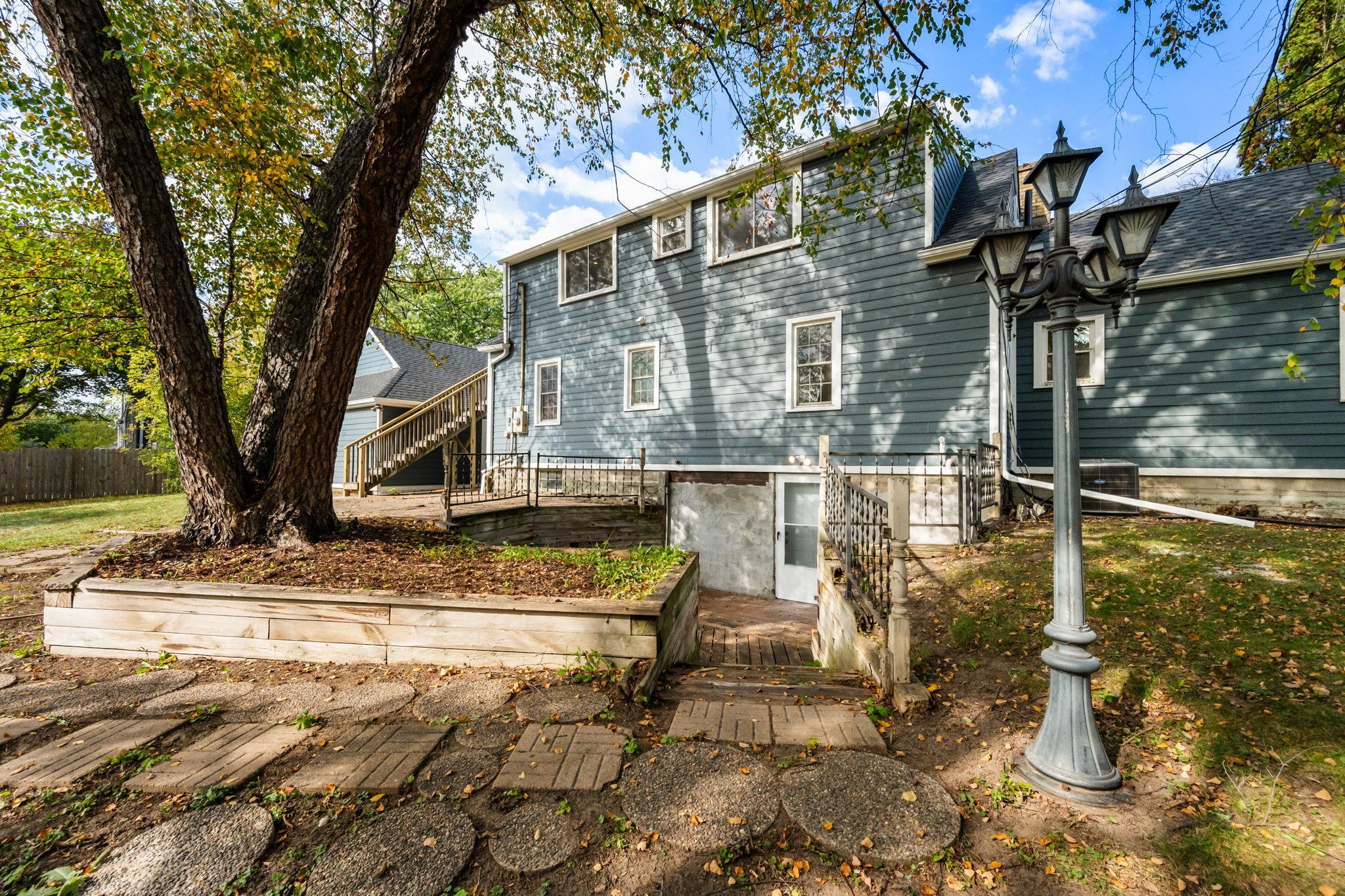 View of Residential at 2338 15th Avenue, North Saint Paul MN 55109, North Saint Paul (29 of 34) - Mike Wilen | Minnesota Team Real Estate