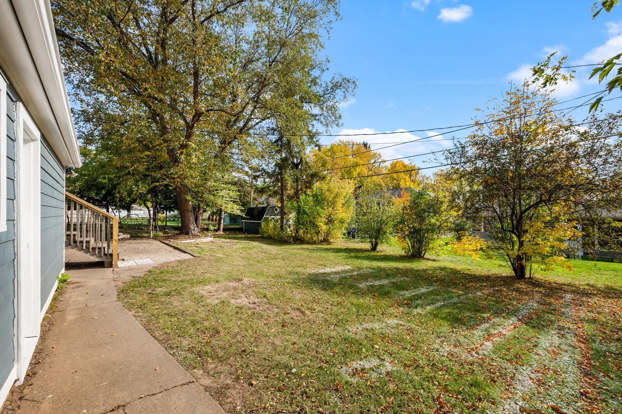 View of Residential at 2338 15th Avenue, North Saint Paul MN 55109, North Saint Paul (26 of 34) - Mike Wilen | Minnesota Team Real Estate