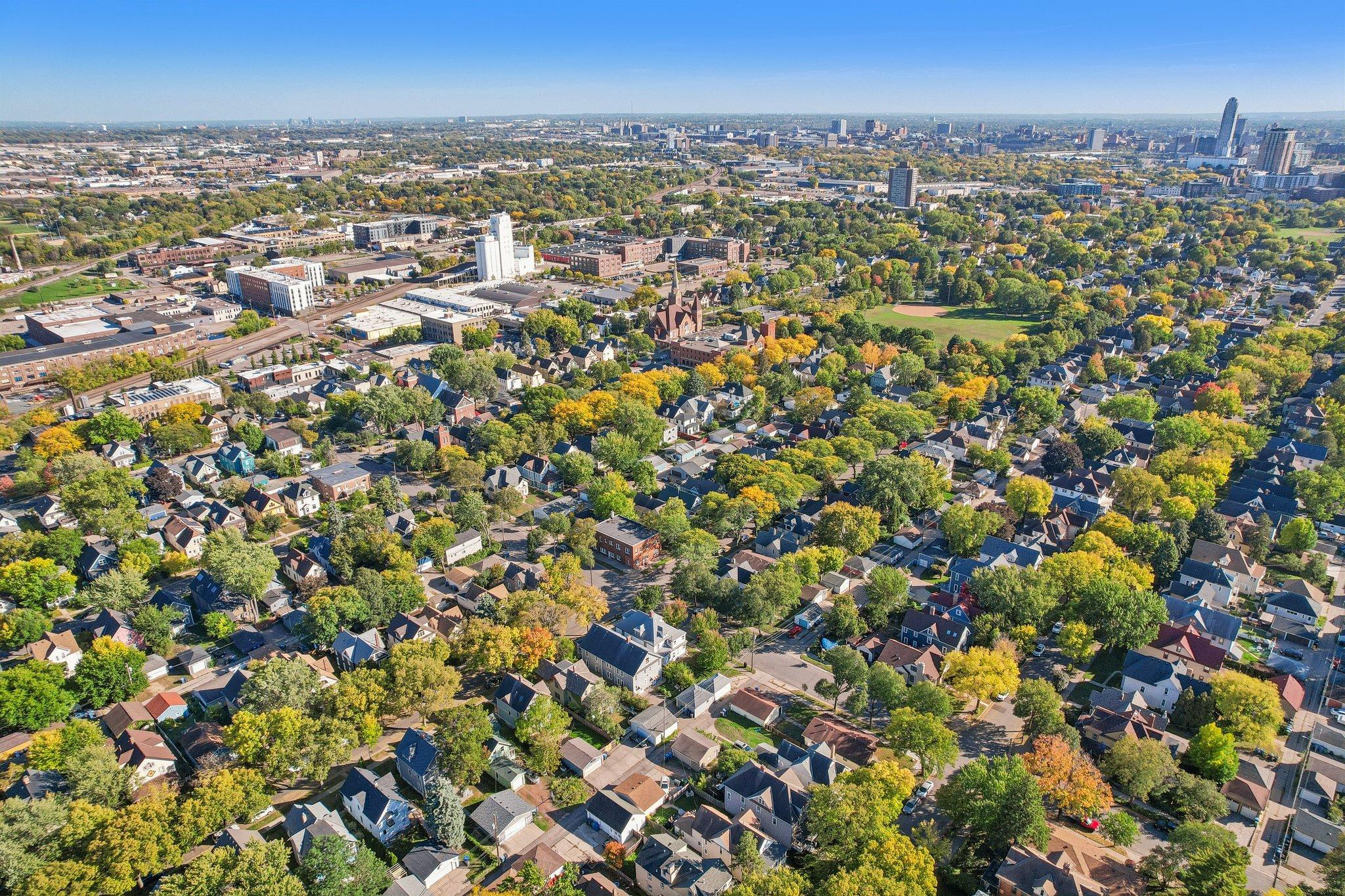 View of Residential Income at 1425 Jefferson Street, Minneapolis MN 55413, Minneapolis (39 of 51) - Mike Wilen | Minnesota Team Real Estate