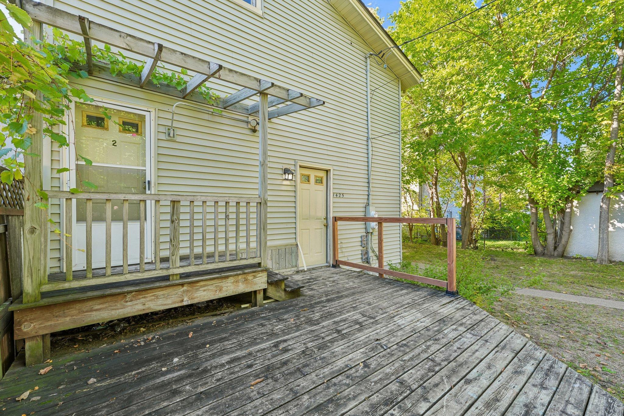 View of Residential Income at 1425 Jefferson Street, Minneapolis MN 55413, Minneapolis (33 of 51) - Mike Wilen | Minnesota Team Real Estate