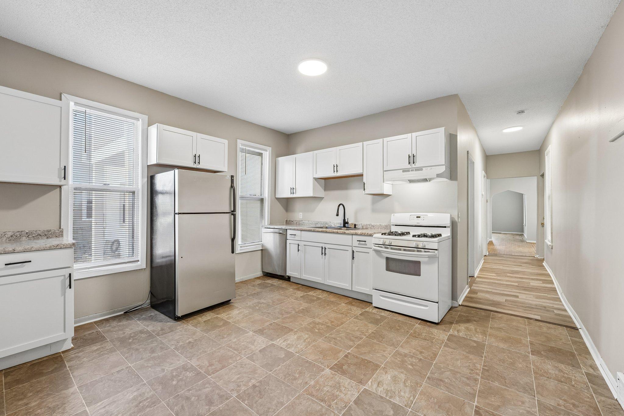 View of Residential Income at 1425 Jefferson Street, Minneapolis MN 55413, Minneapolis (3 of 51) - Mike Wilen | Minnesota Team Real Estate