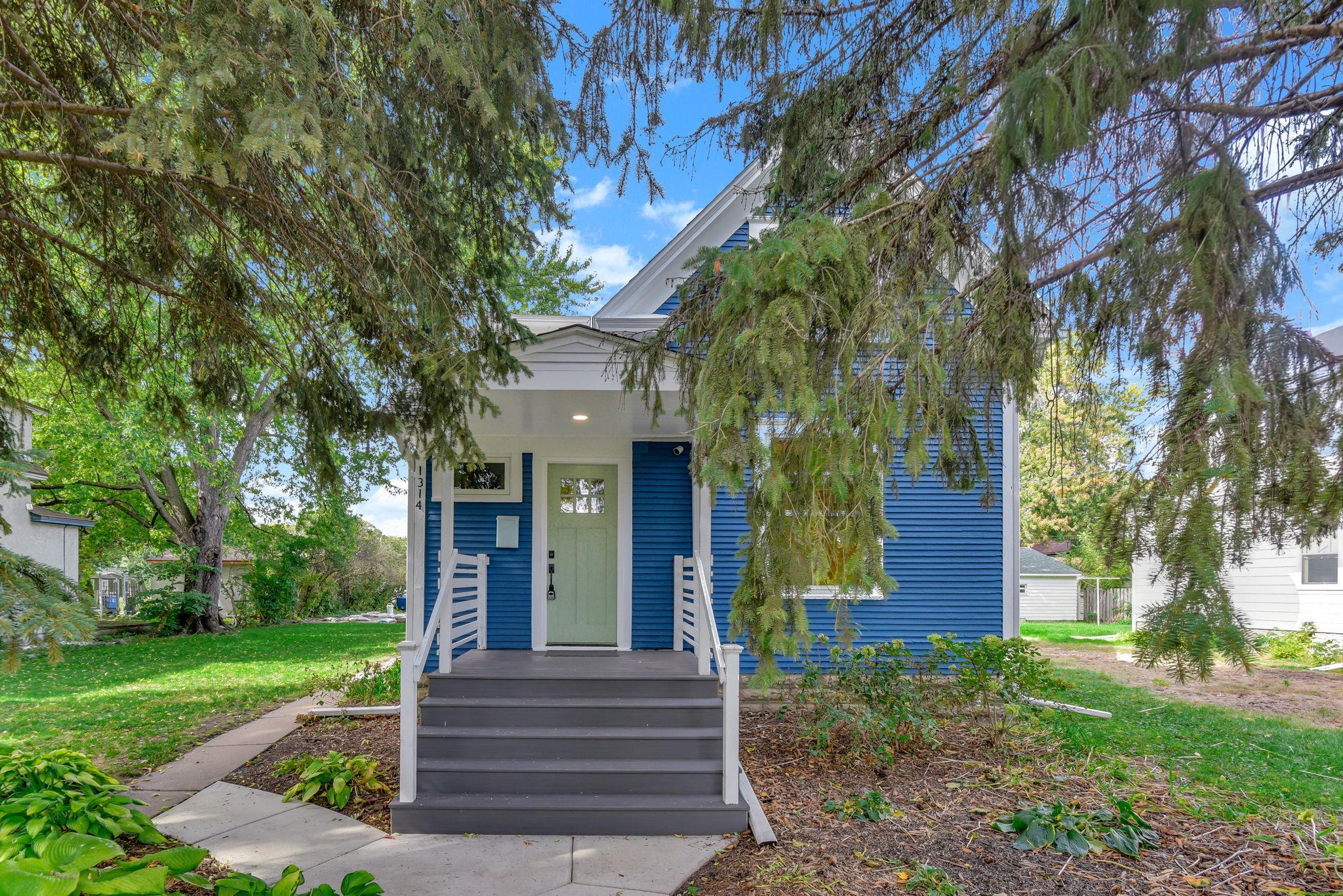 View of Single Family at 1314 Lincoln Street, Minneapolis - Mike Wilen | Minnesota Team Real Estate
