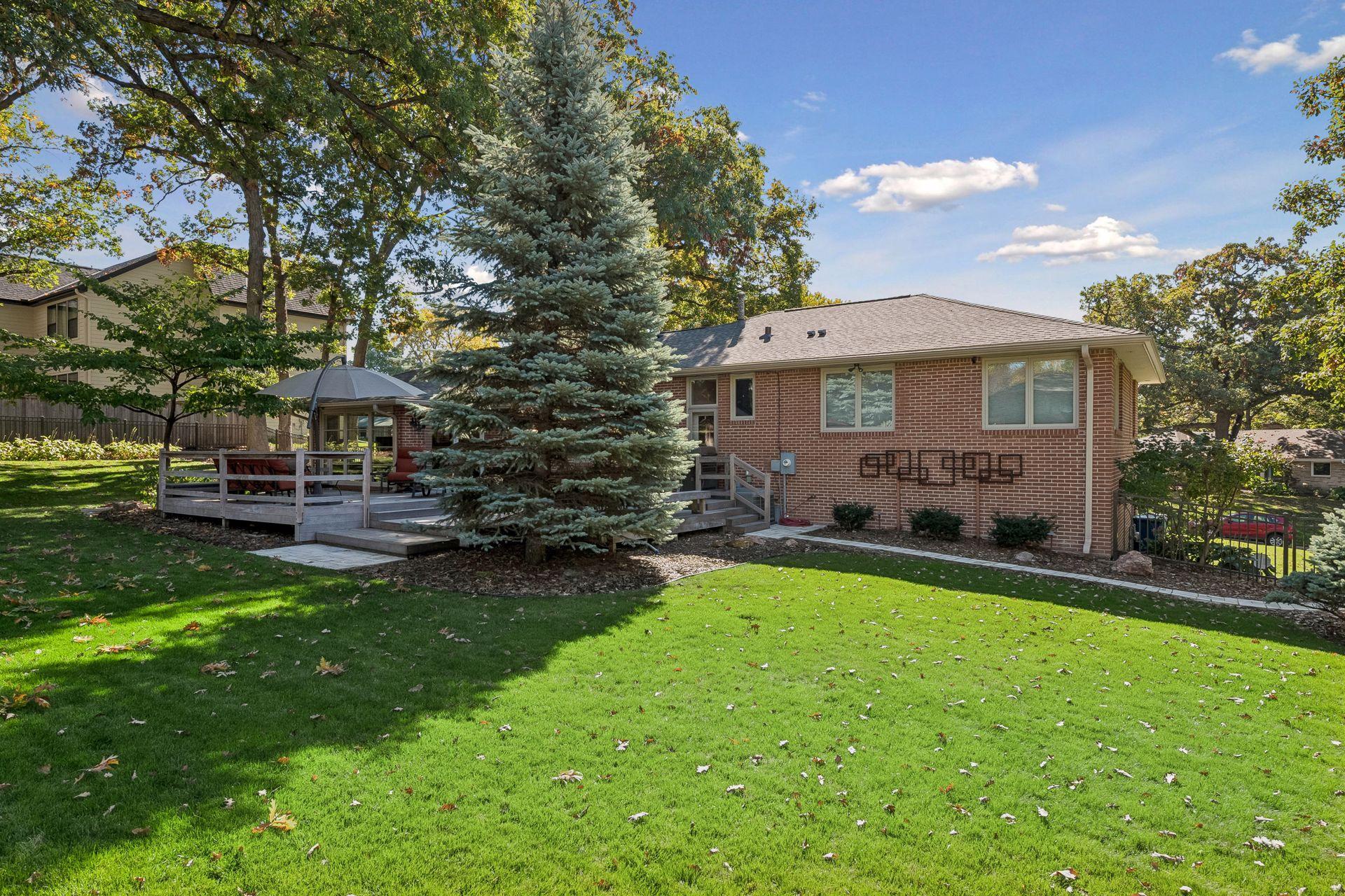 View of Residential at 6100 Idylwood Drive, Edina MN 55436, Edina (39 of 50) - Mike Wilen | Minnesota Team Real Estate