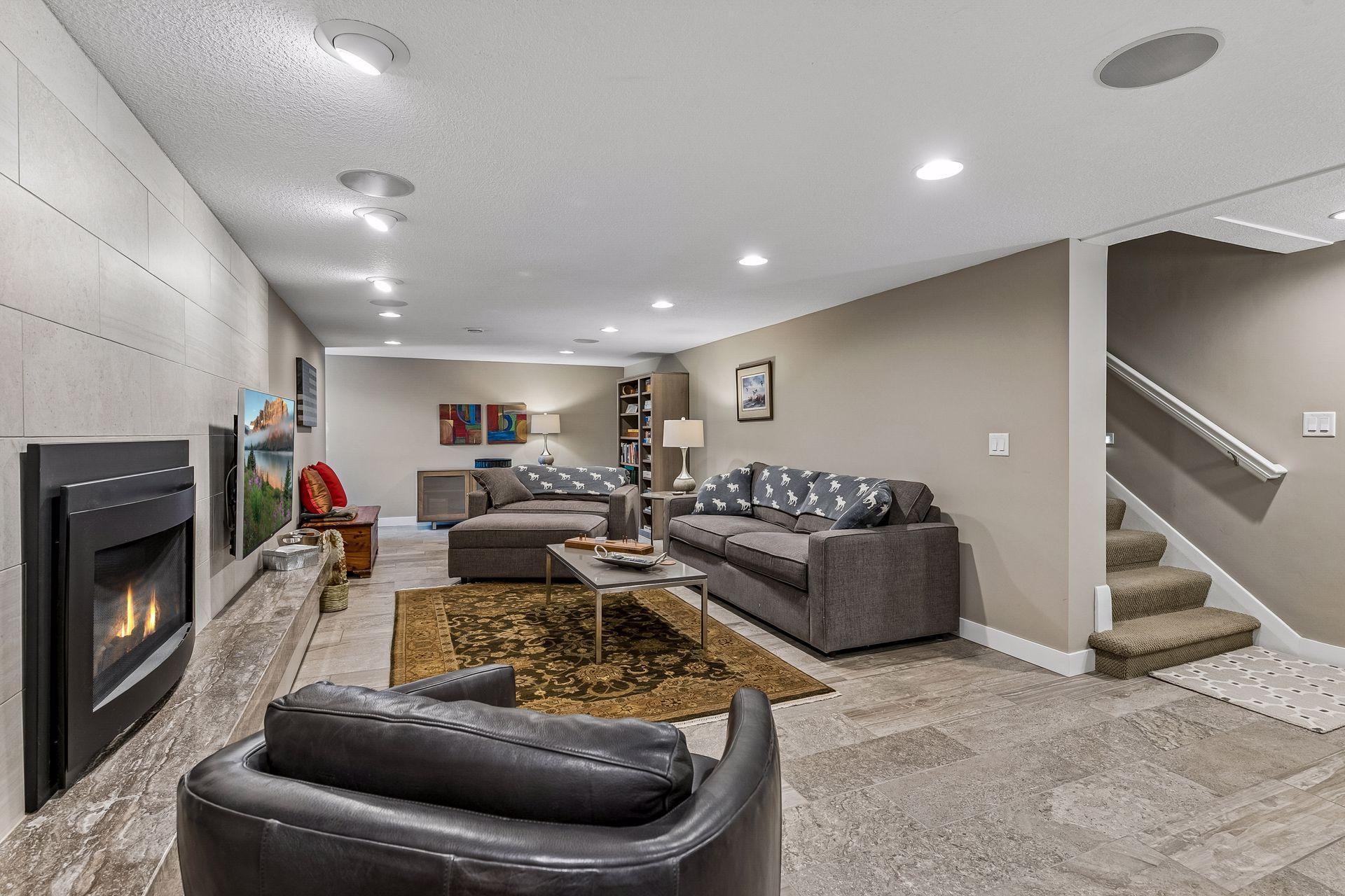 View of Residential at 6100 Idylwood Drive, Edina MN 55436, Edina (26 of 50) - Mike Wilen | Minnesota Team Real Estate