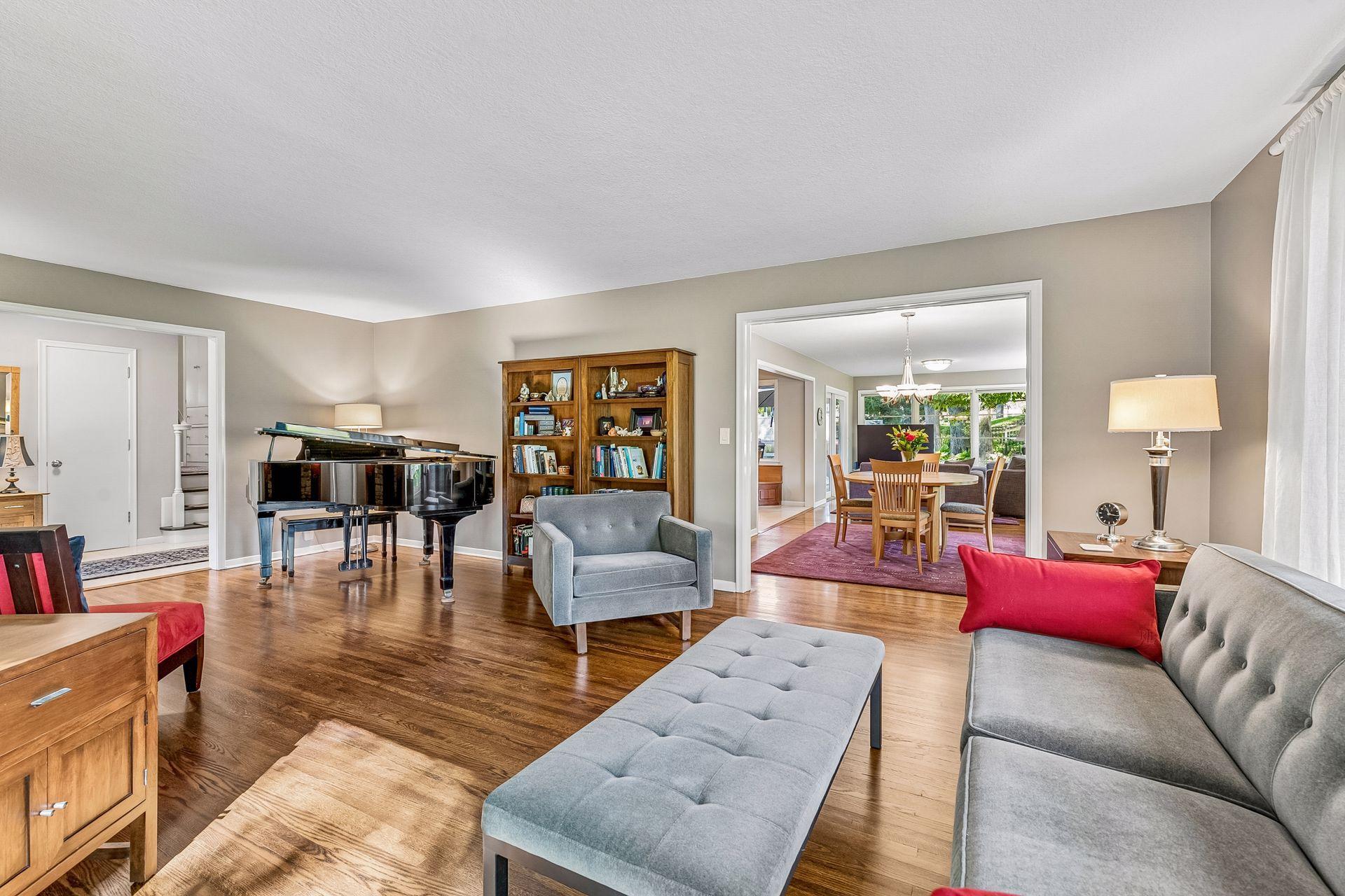 View of Residential at 6100 Idylwood Drive, Edina MN 55436, Edina (8 of 50) - Mike Wilen | Minnesota Team Real Estate