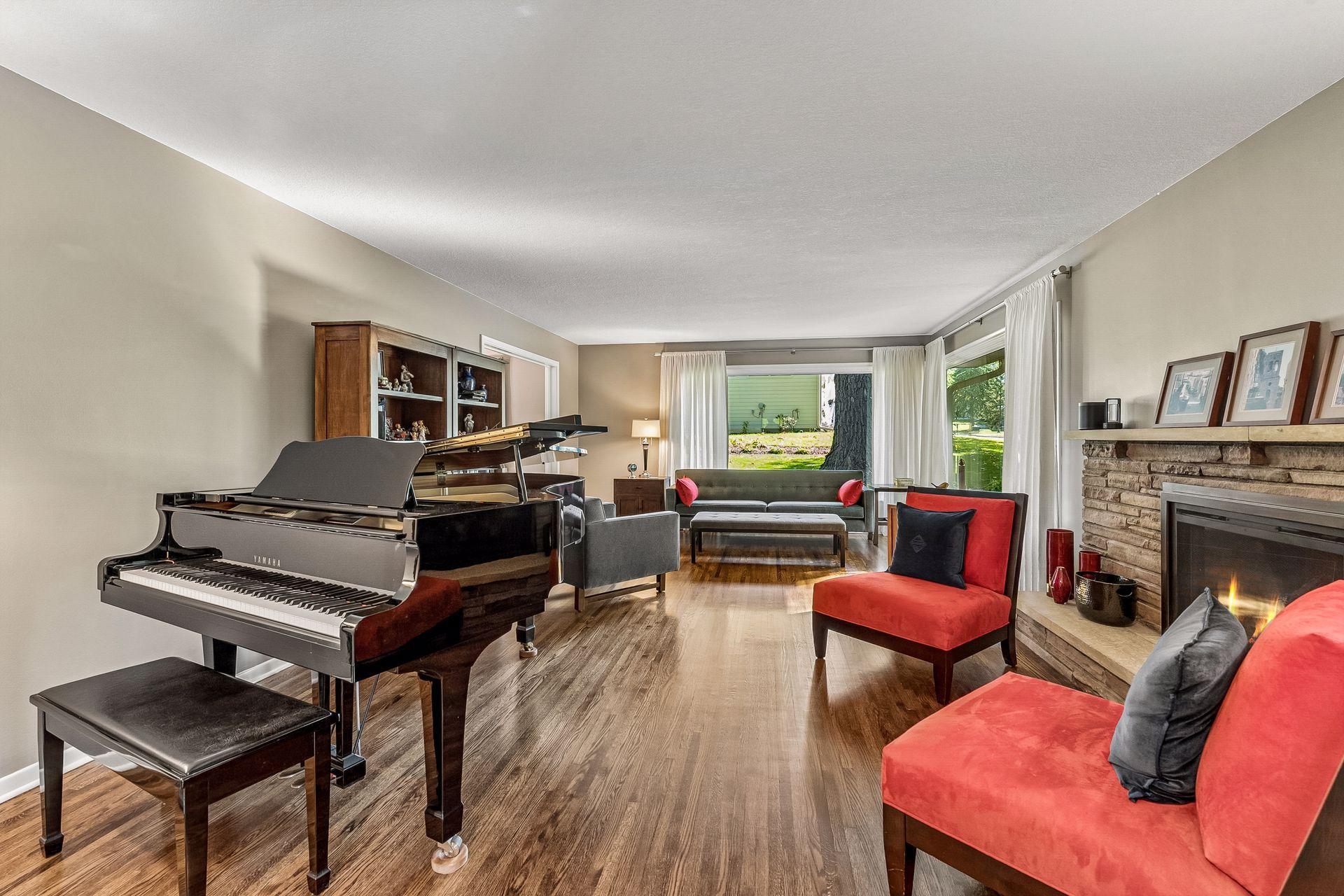 View of Residential at 6100 Idylwood Drive, Edina MN 55436, Edina (5 of 50) - Mike Wilen | Minnesota Team Real Estate