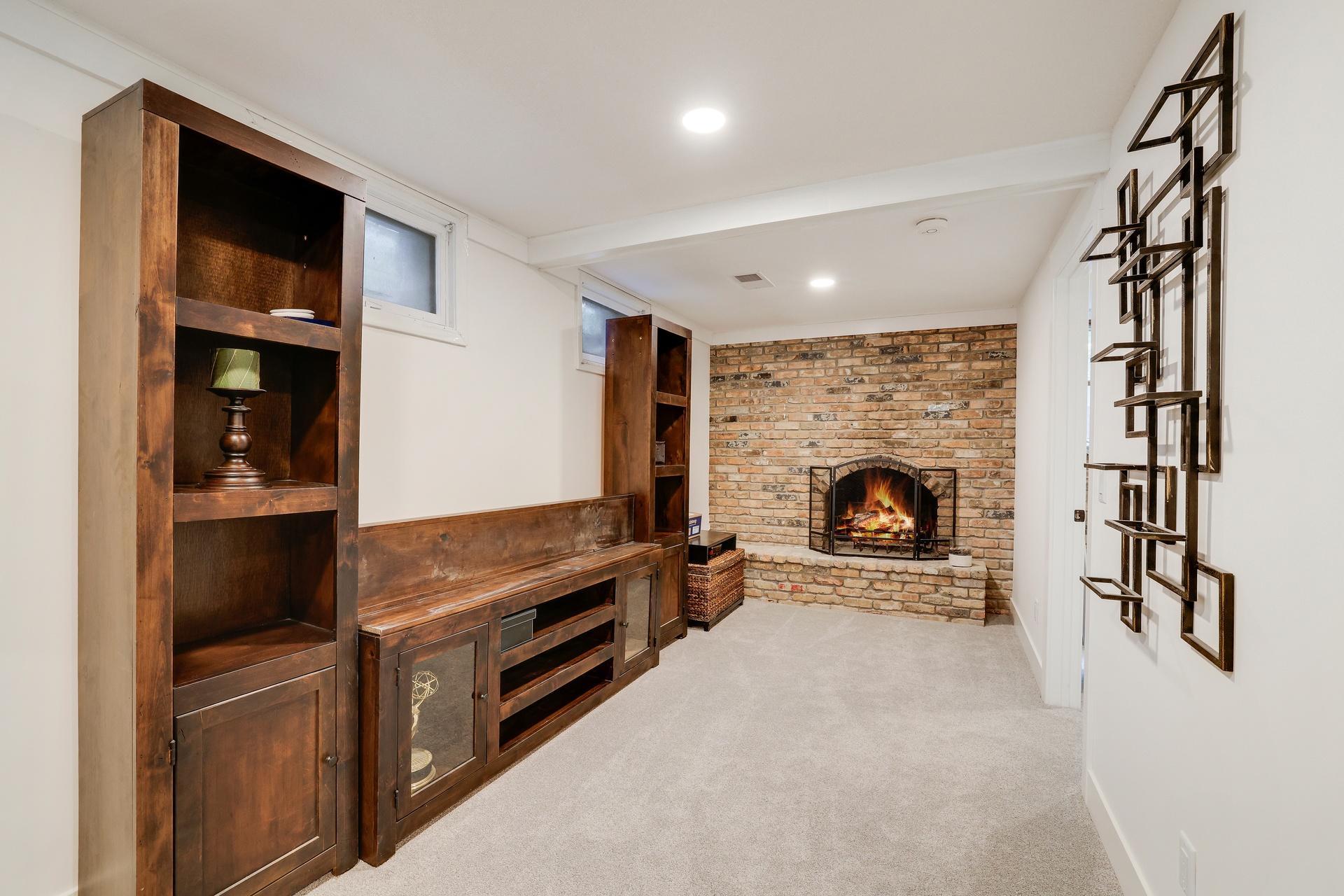 View of Residential at 15801 Day Place, Minnetonka MN 55345, Minnetonka (38 of 68) - Mike Wilen | Minnesota Team Real Estate