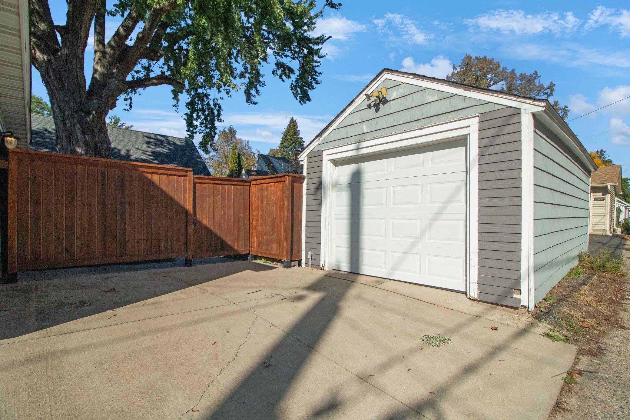 View of Residential at 3111 Cleveland Street, Minneapolis MN 55418, Minneapolis (48 of 54) - Mike Wilen | Minnesota Team Real Estate