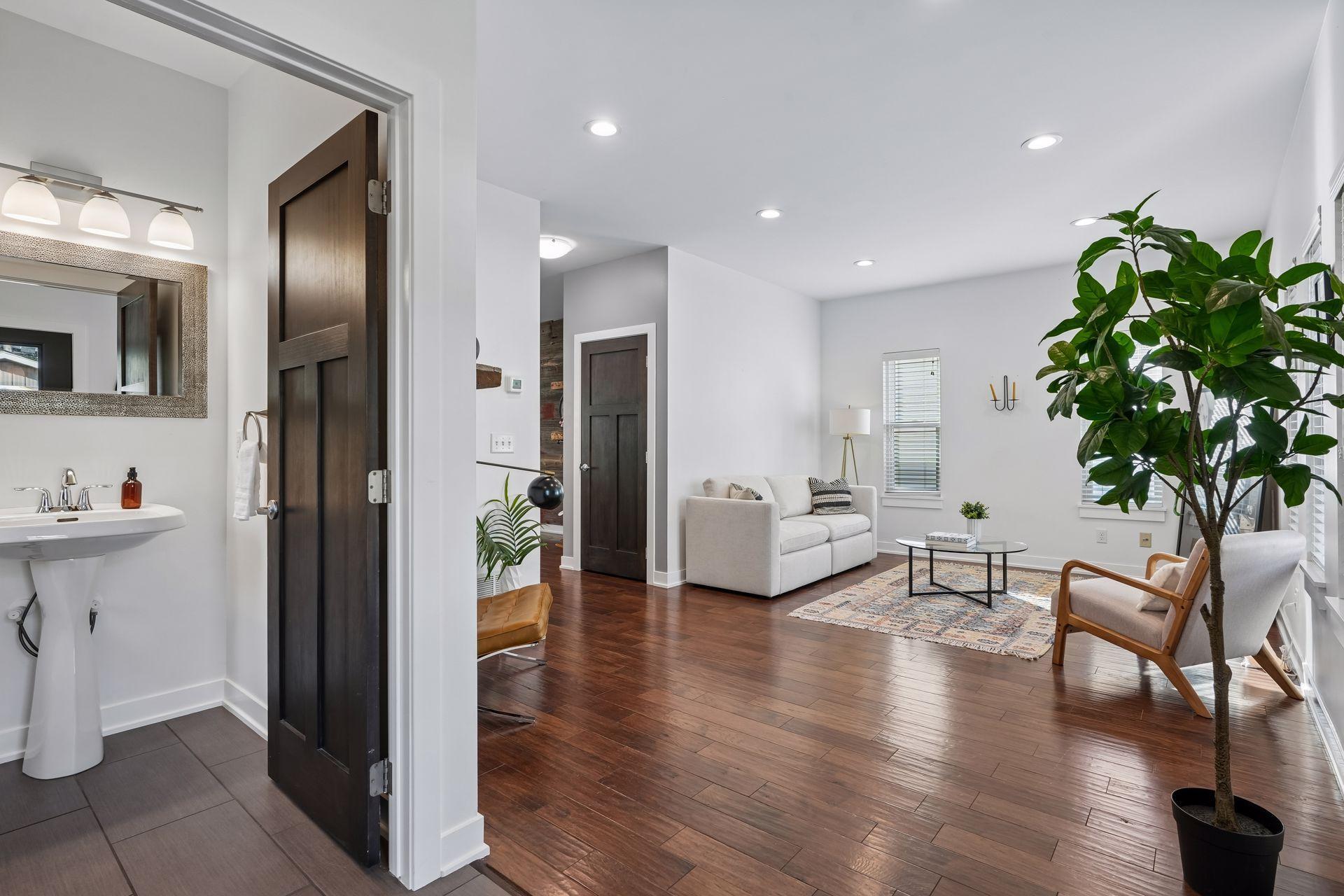 View of Residential at 1322 Washington Street, Minneapolis MN 55413, Minneapolis (21 of 47) - Mike Wilen | Minnesota Team Real Estate