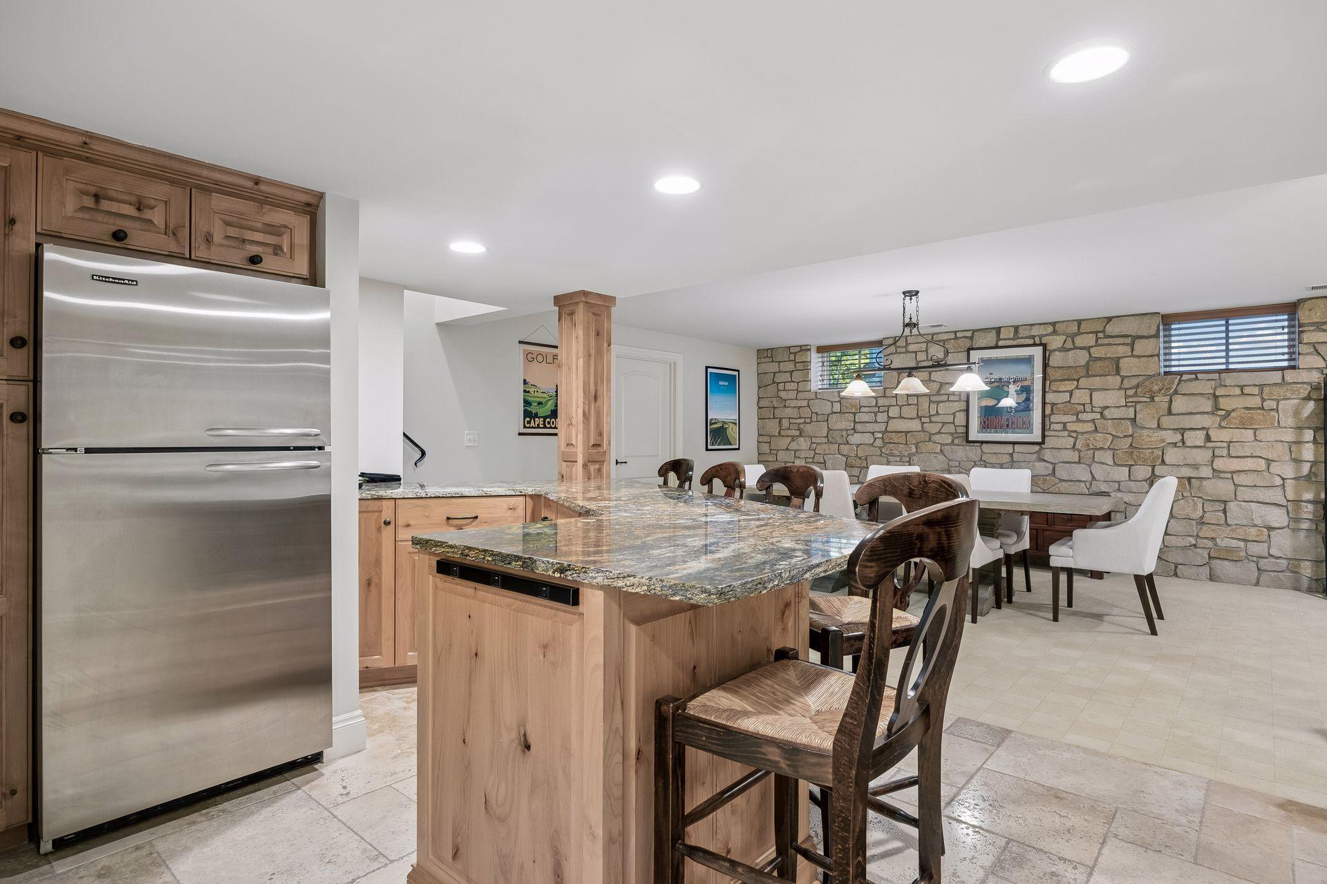 View of Residential at 3742 Abbott Avenue, Minneapolis MN 55410, Minneapolis (55 of 77) - Mike Wilen | Minnesota Team Real Estate