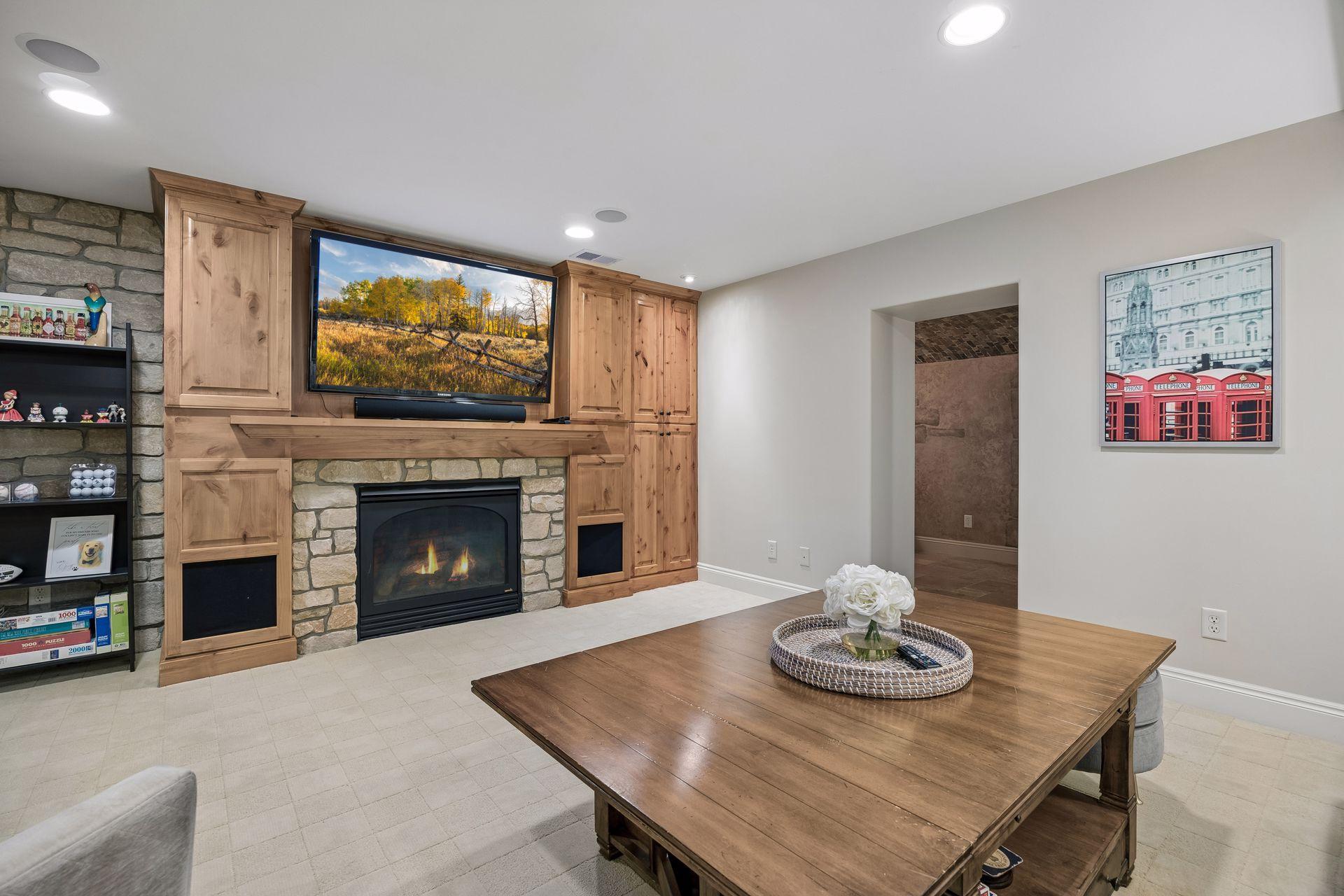 View of Residential at 3742 Abbott Avenue, Minneapolis MN 55410, Minneapolis (51 of 77) - Mike Wilen | Minnesota Team Real Estate